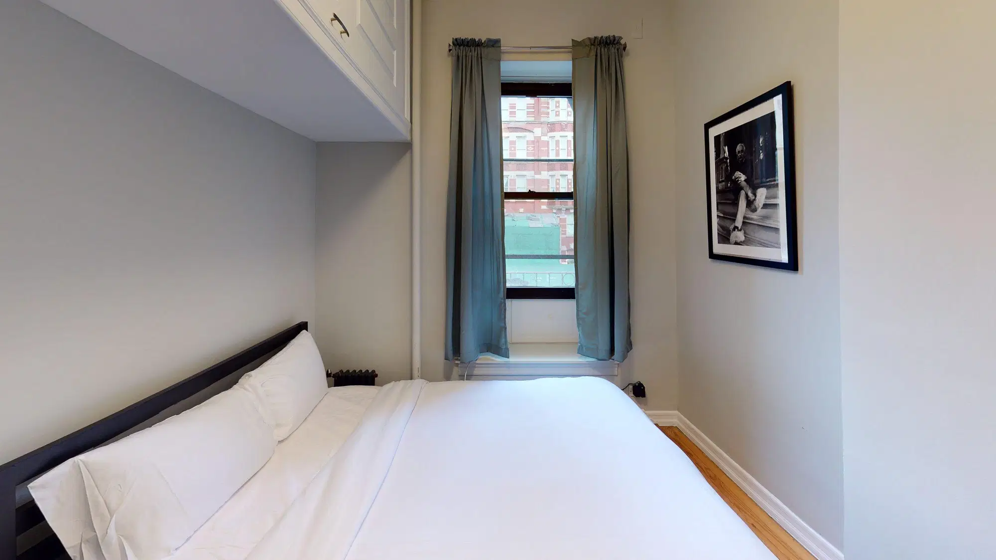 June Homes 10019, New York – #528: Columbus Circle