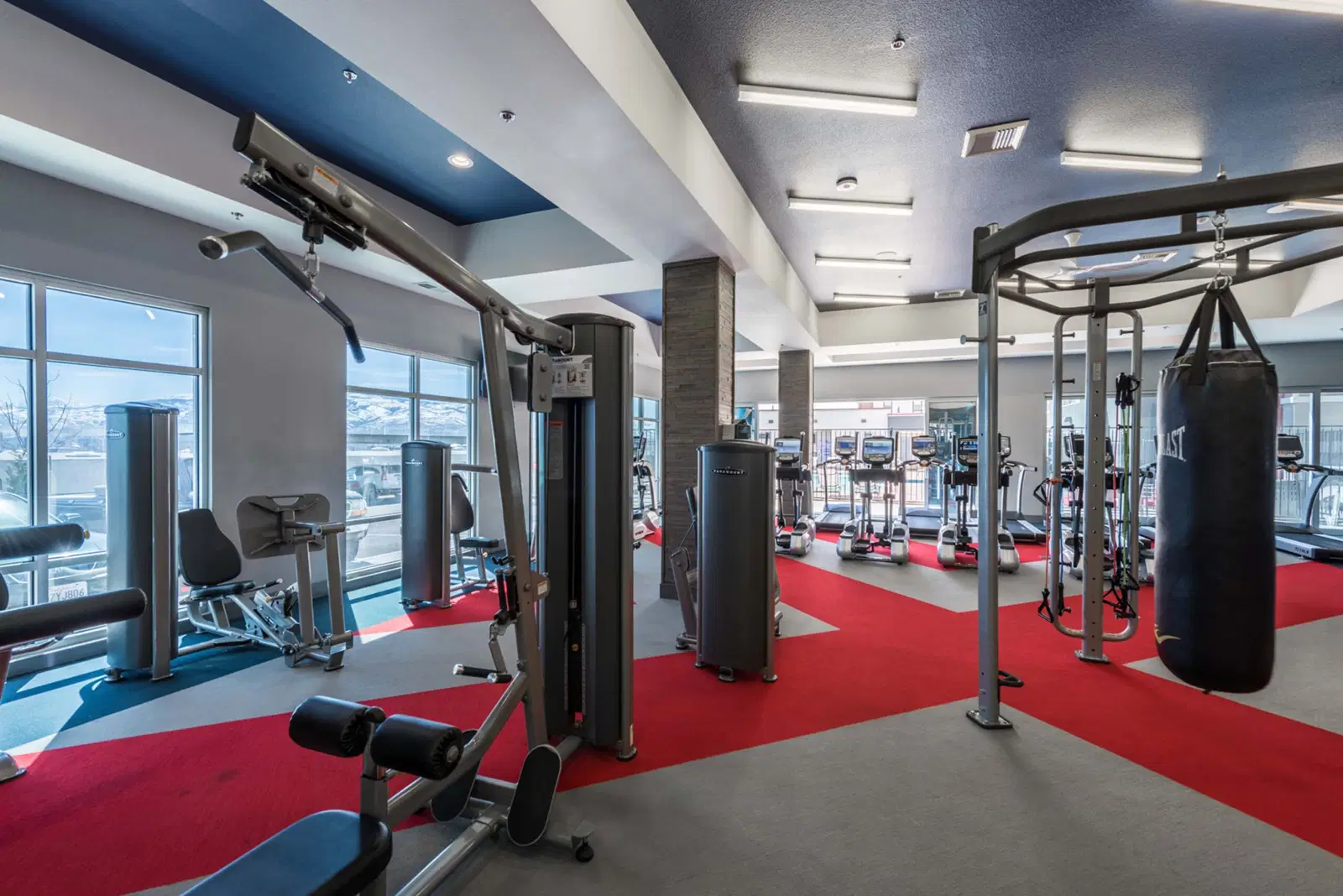 Saga Reno, Reno – Amenities