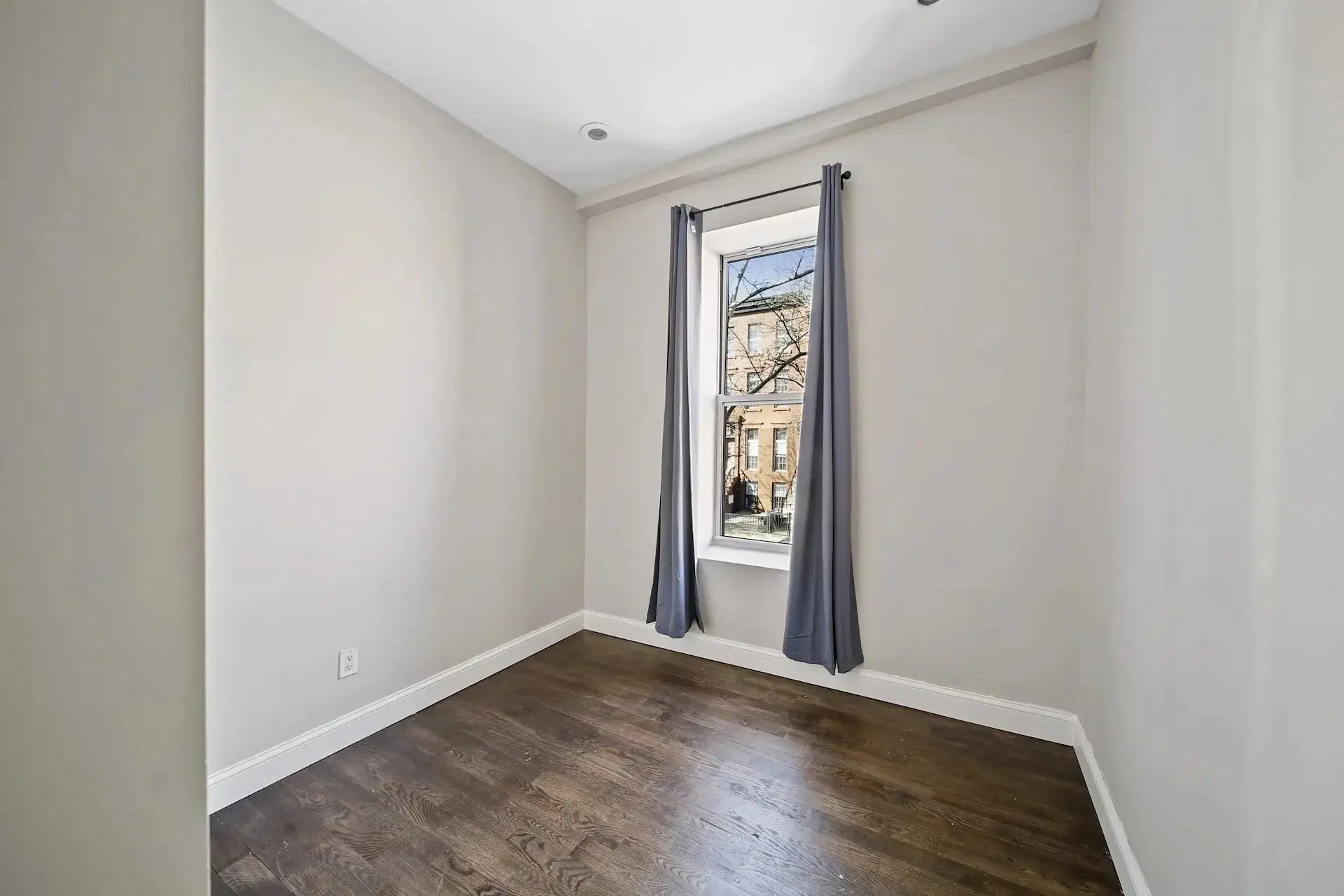 June Homes 11221, New York – #896C: Bedford-Stuyvesant