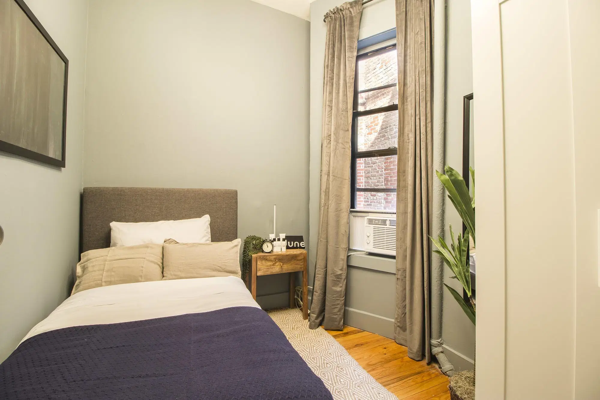 June Homes 10009, New York – #364A: East Village