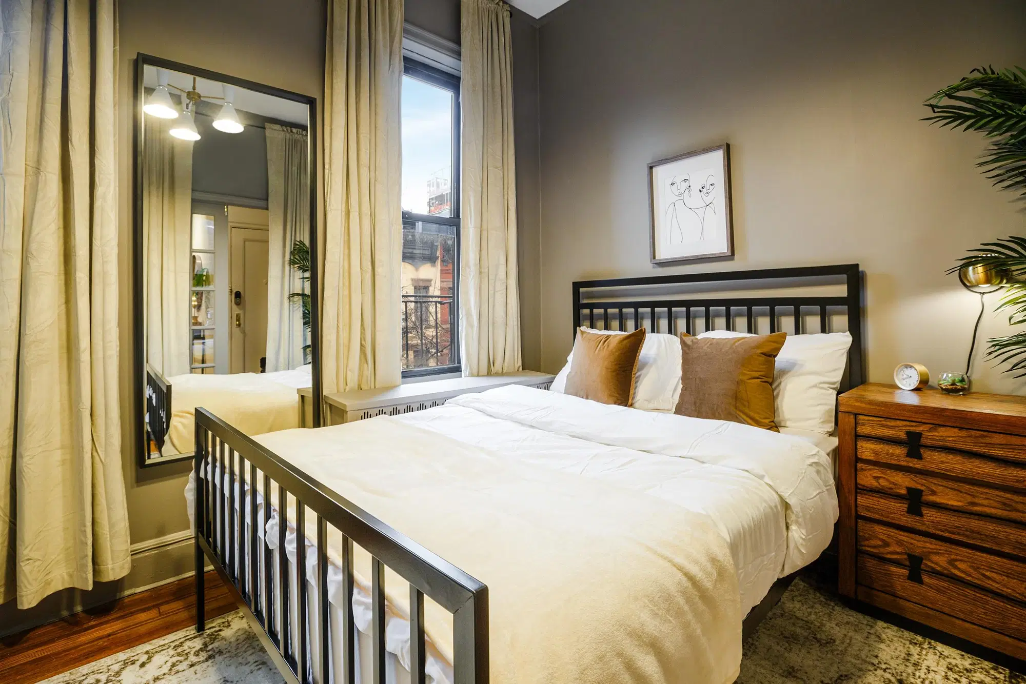 June Homes 10028, New York – #163: Upper East Side