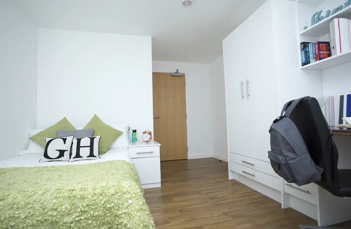 The Glasshouse, Nottingham – Gold 2 Bed Room