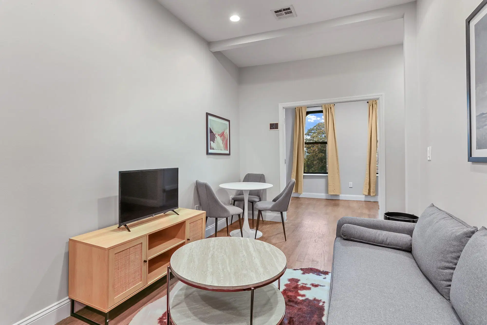 June Homes 11213, New York – Common Area