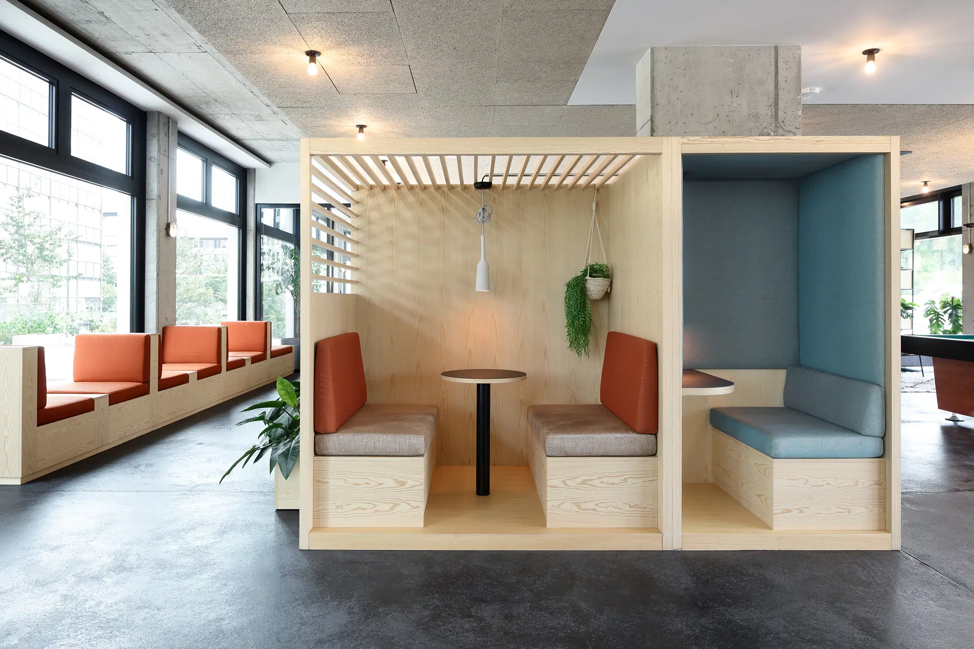 Neon Wood Frankfurt Riedberg, Frankfurt – Common Area