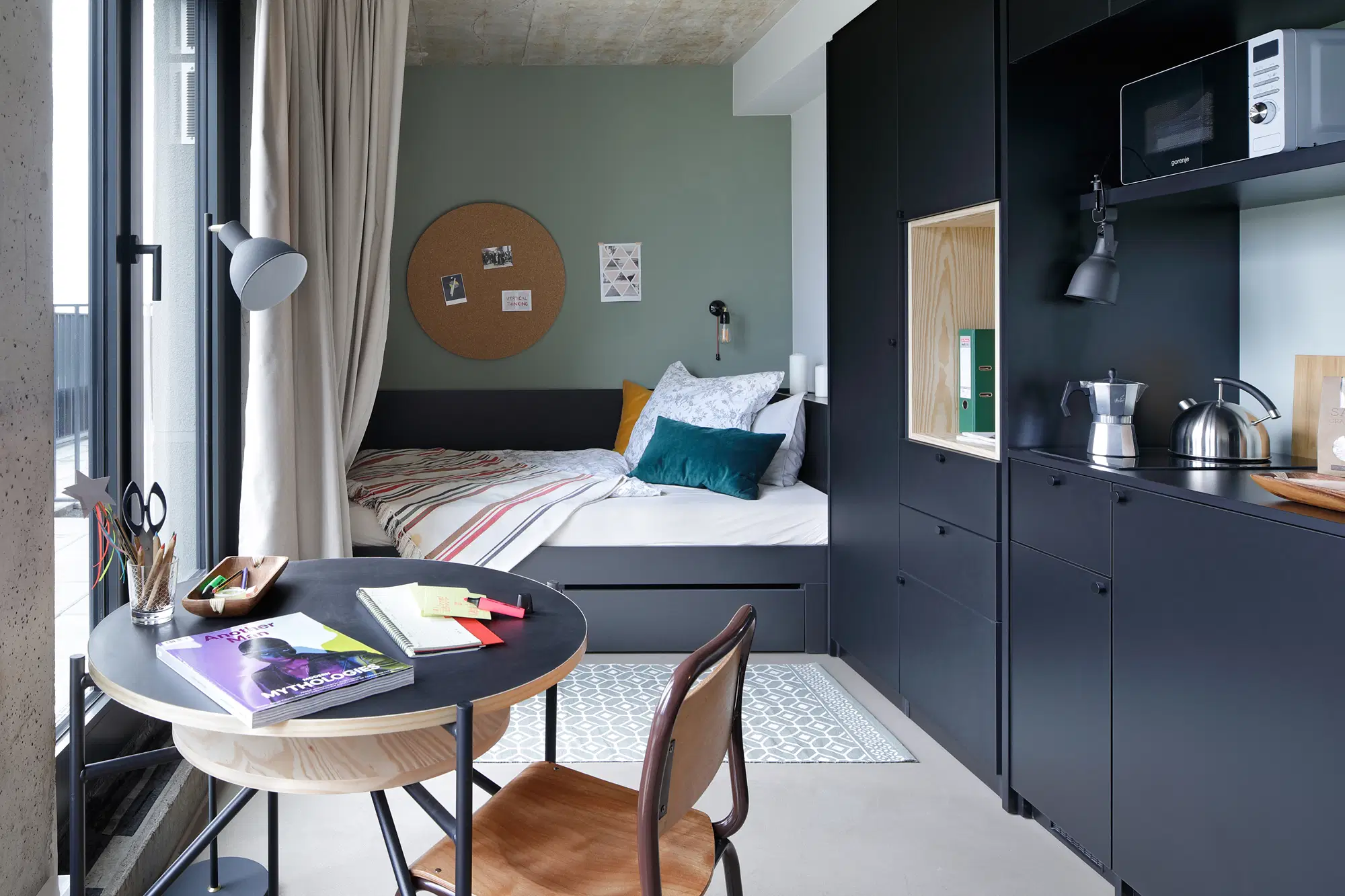 Neon Wood Frankfurt Riedberg, Frankfurt – Studio - (Penthouse Balcony)