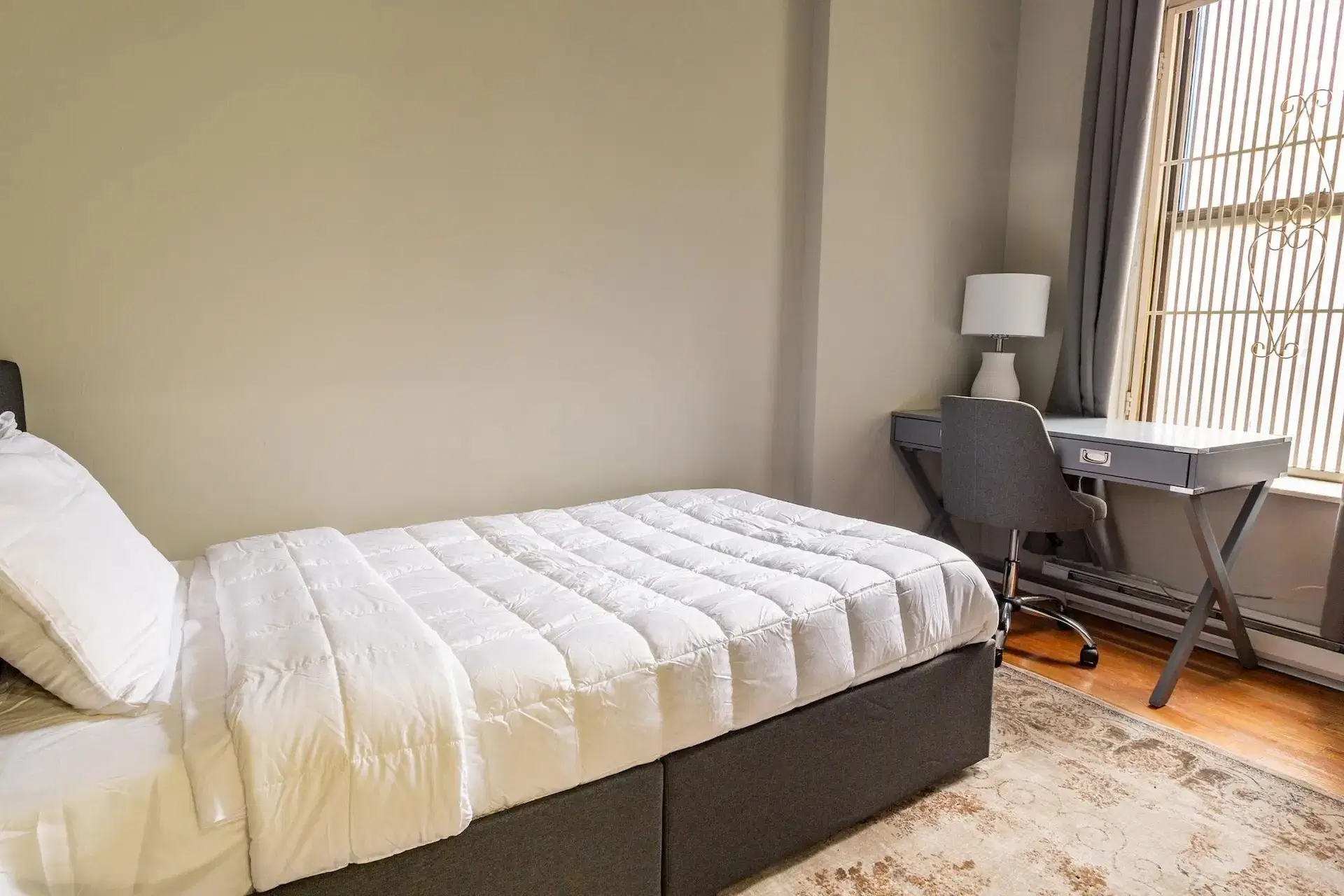 June Homes 10025, New York – #1580A: Upper West Side