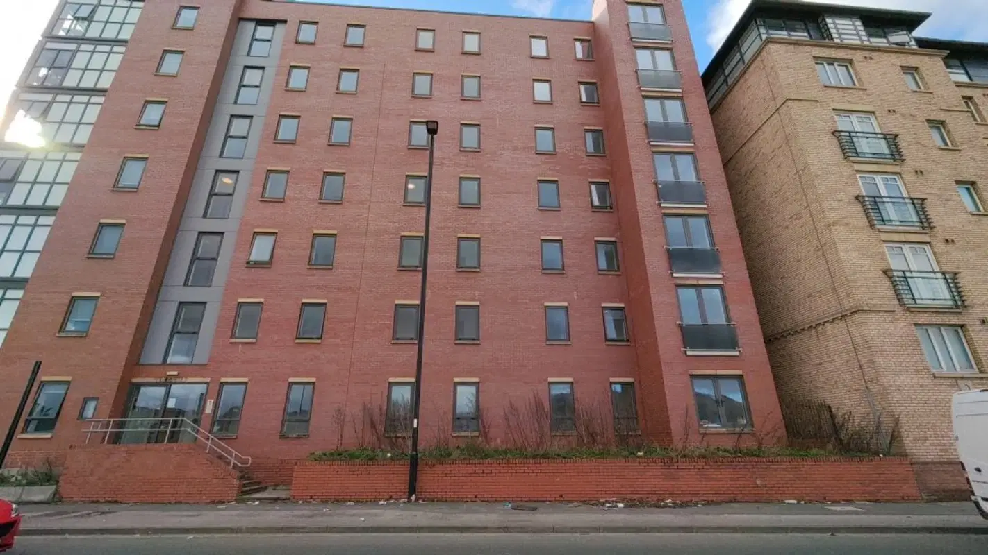 Stratus, Sheffield – Exterior