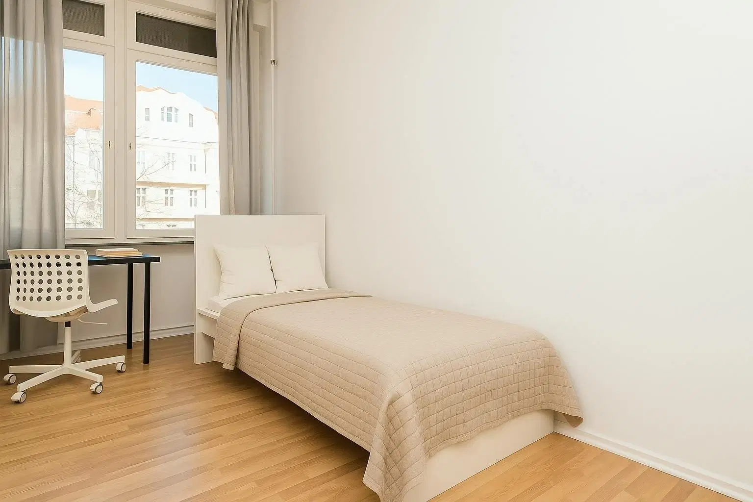 RM Bismarckstraße 72, Berlin – Room In 4 Bed 1 Bath (#B32.2.)