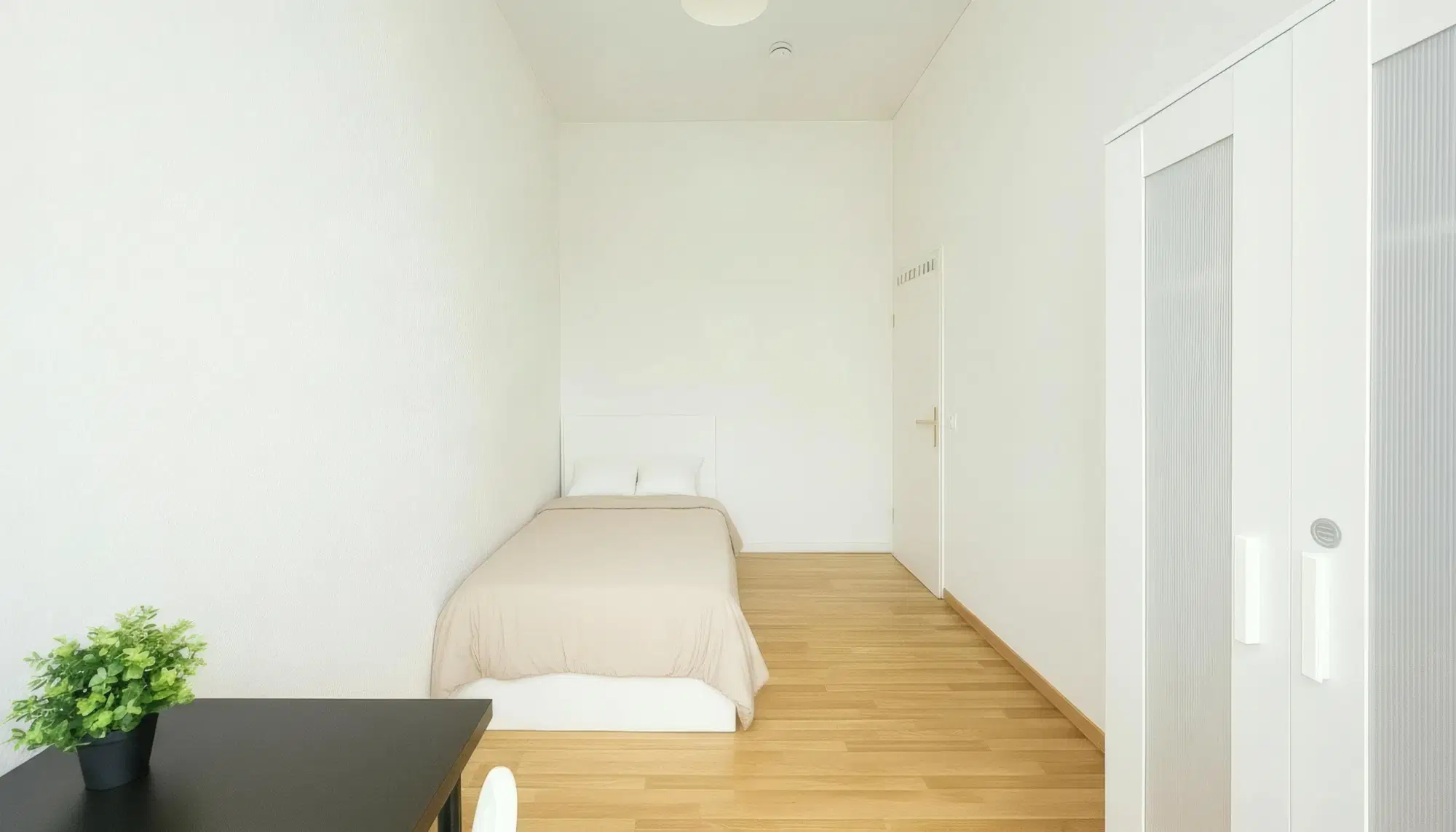 RM Bismarckstraße 72, Berlin – Room In 4 Bed 1 Bath (#B52.2.)