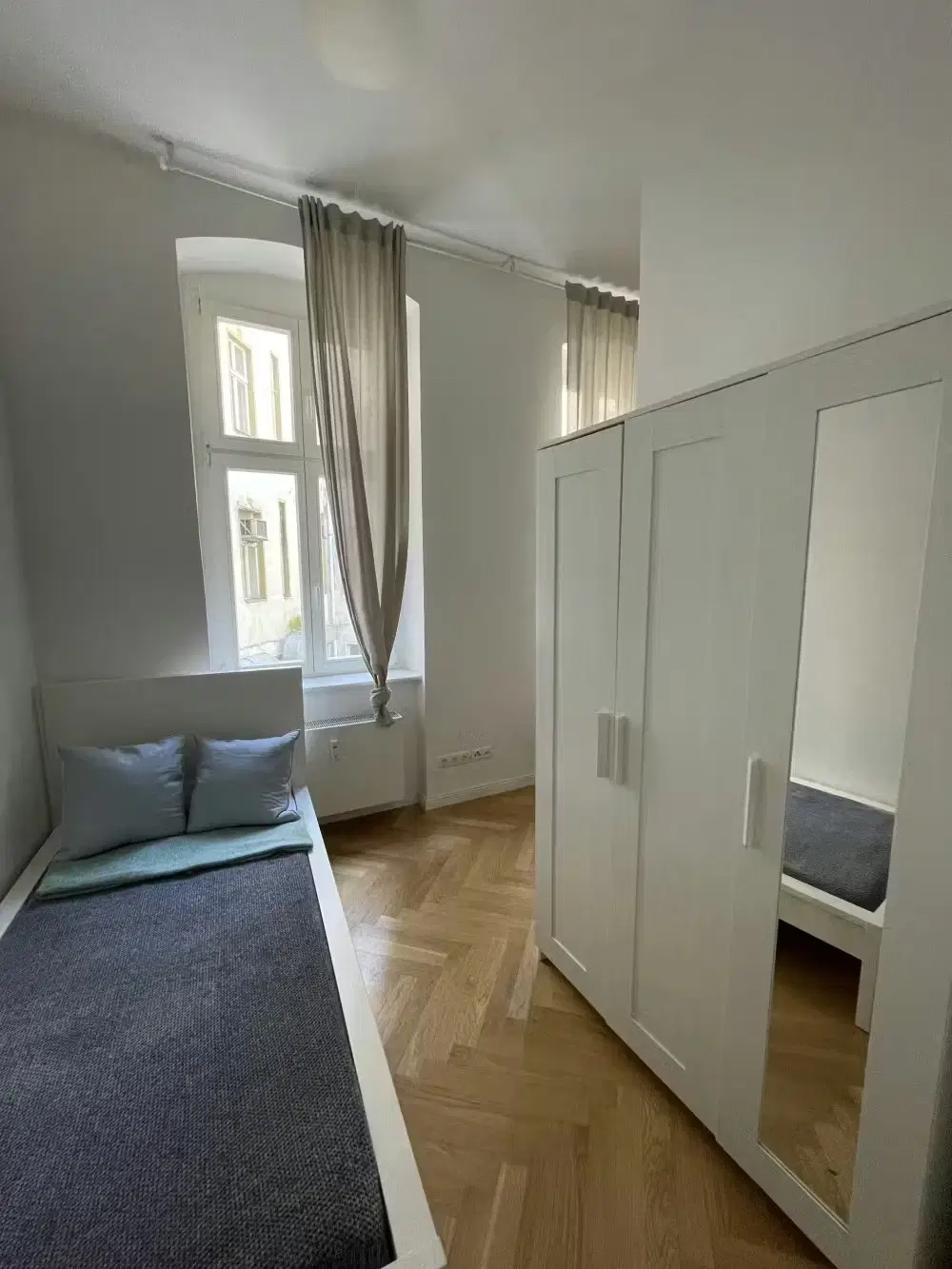 RM Karl-Marx-Straße 9, Berlin – Room in a 6 Bed 1 Bath (#KMX11.3.)