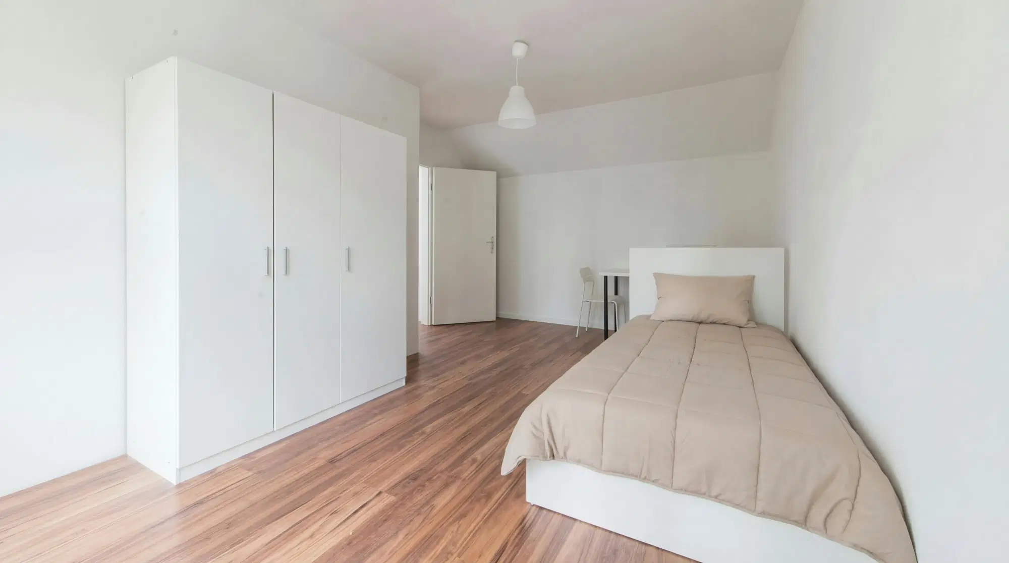 RM Charlottenstraße 97b, Berlin – Room In a 3 Bed 1 Bath (#42.3.2.)