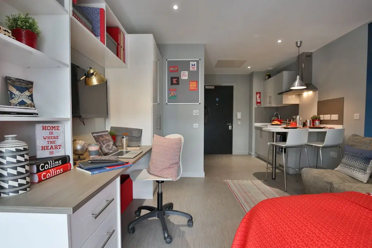 St Peter Studios, Aberdeen – Amenities