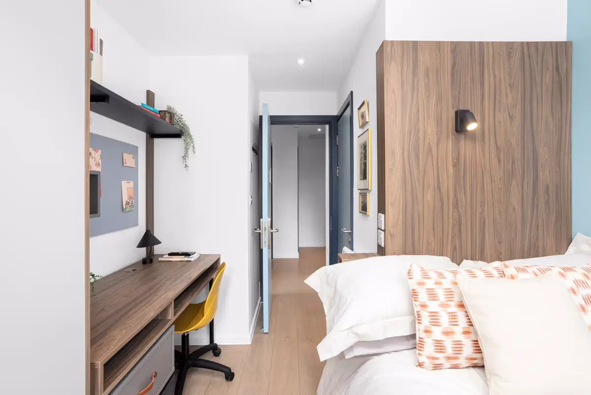 Summit House, Cardiff – Premium 2 Bed Apartment