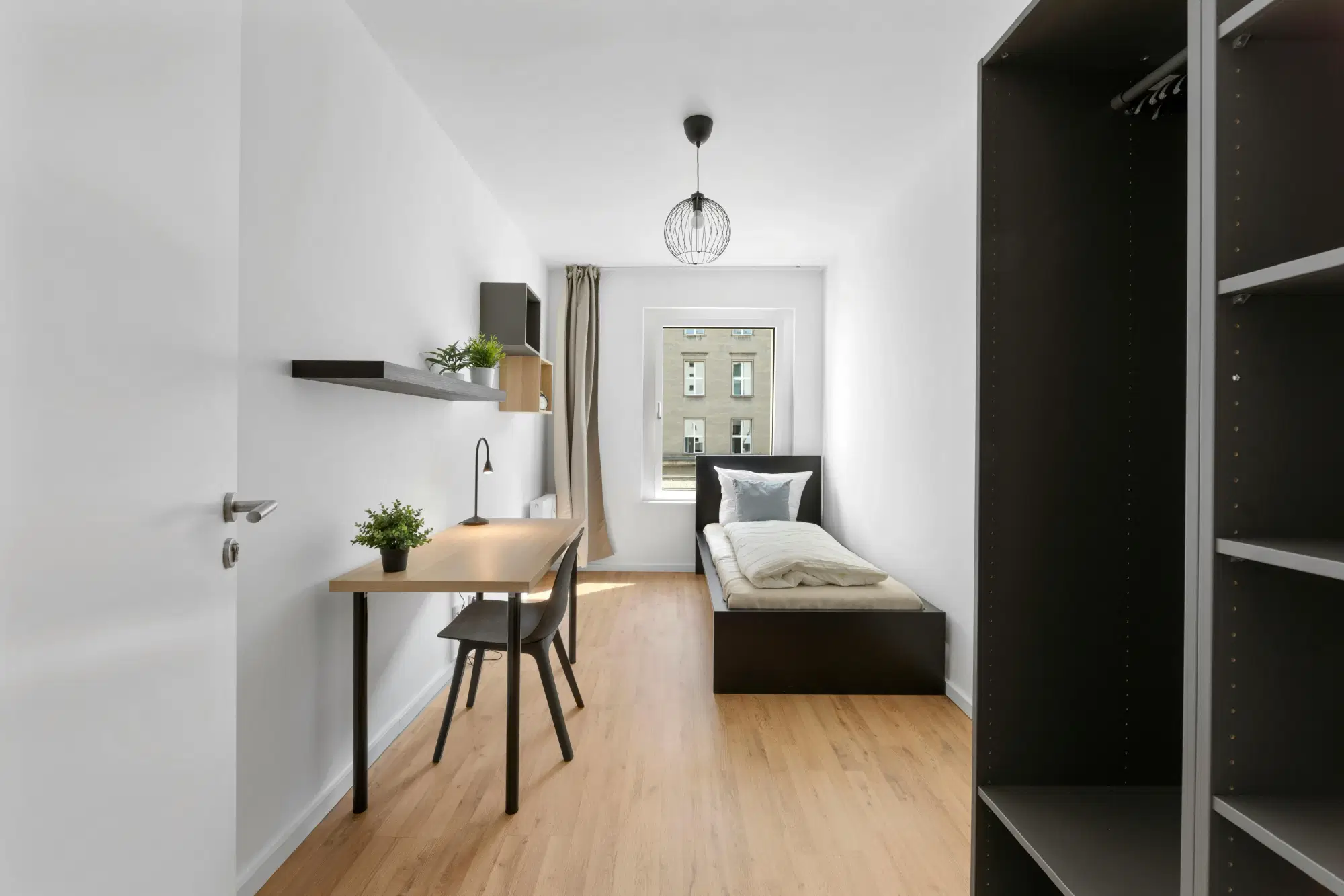 Friedrichstrasse 63, Berlin – Private Room (FR.32.6)
