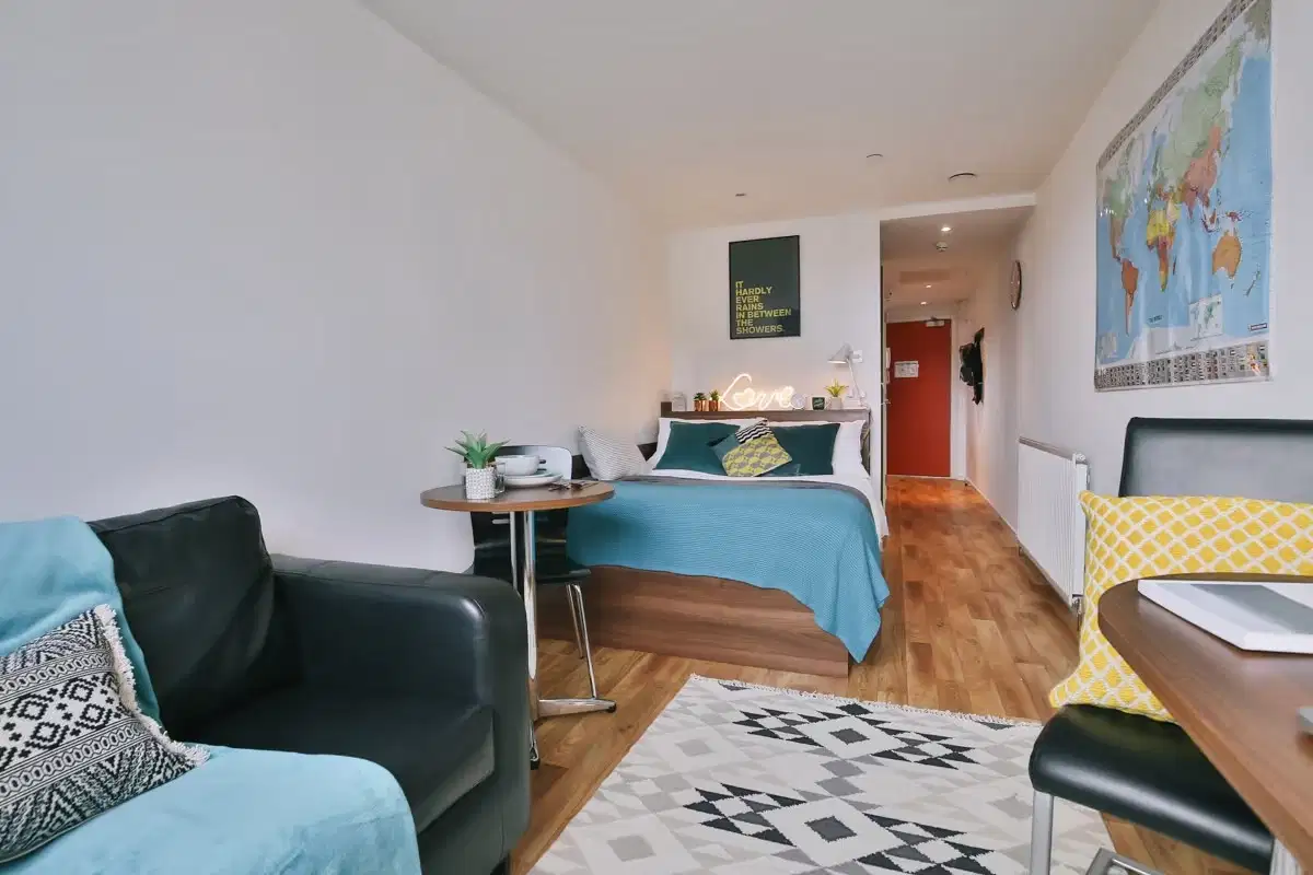 Centro Court, Aberdeen