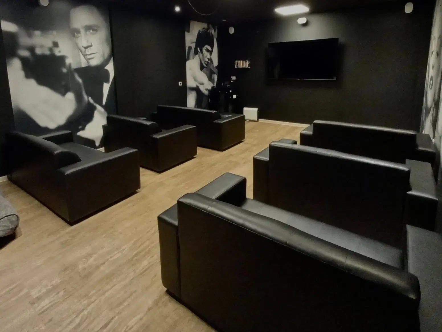 Picturehouse Apartments, Exeter – Amenities
