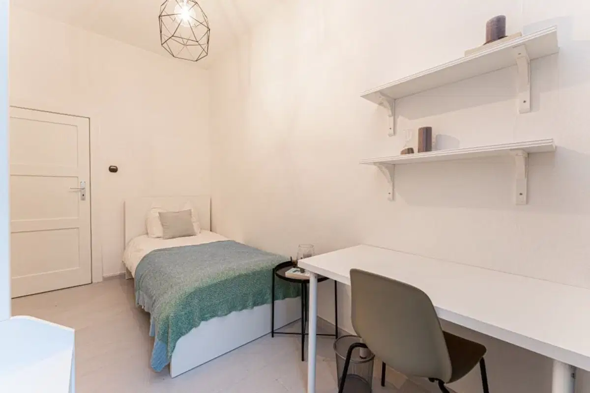 RM Lauterberger Straße 43, Berlin – Room In 3 Bed 1 Bath (#L43.02.1.)