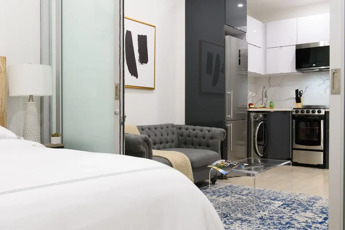 Urban 78, New York – #78-2B: Room in 1 Bedroom and 1 Bathroom