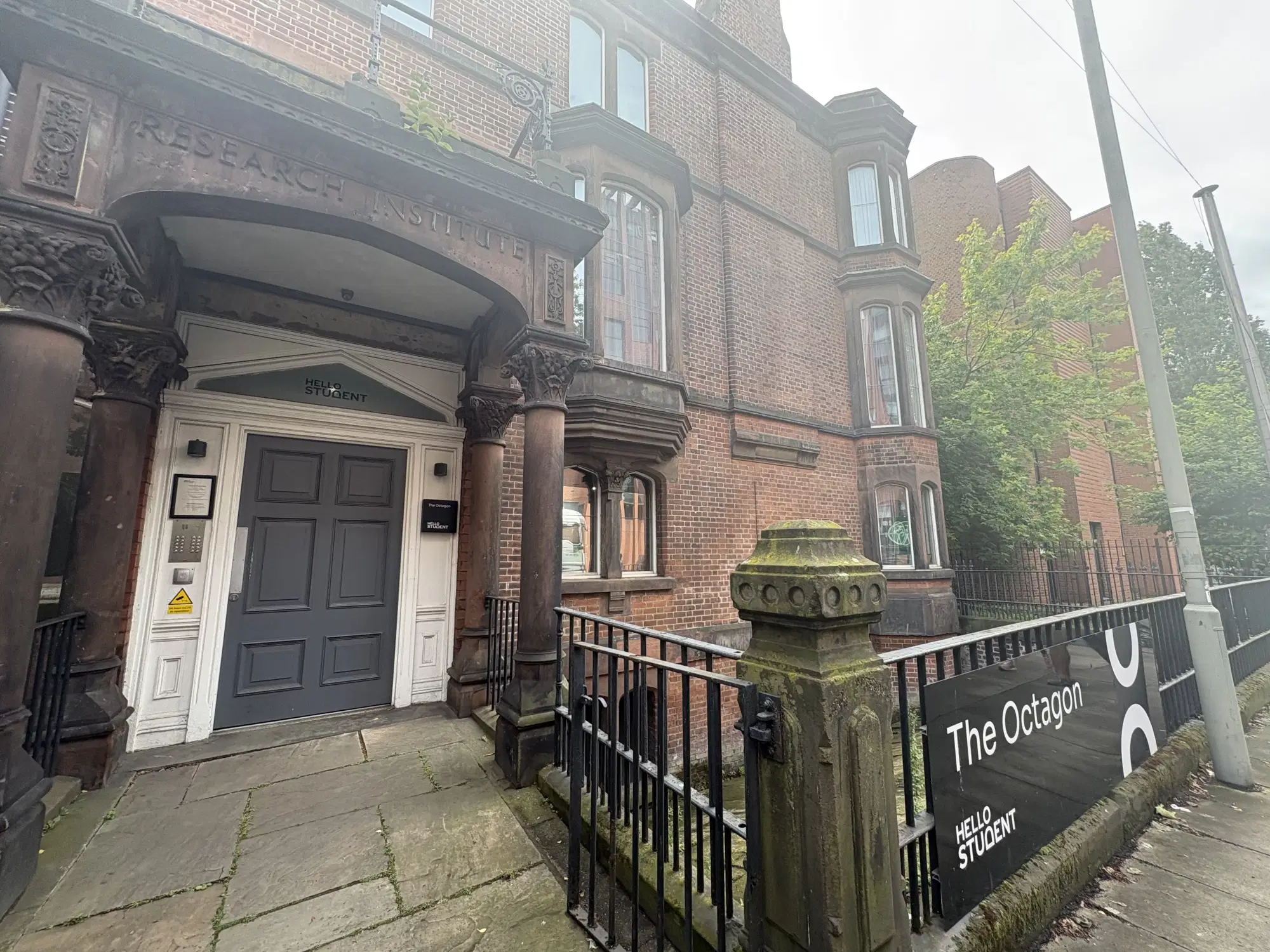 The Octagon, Liverpool – Exterior