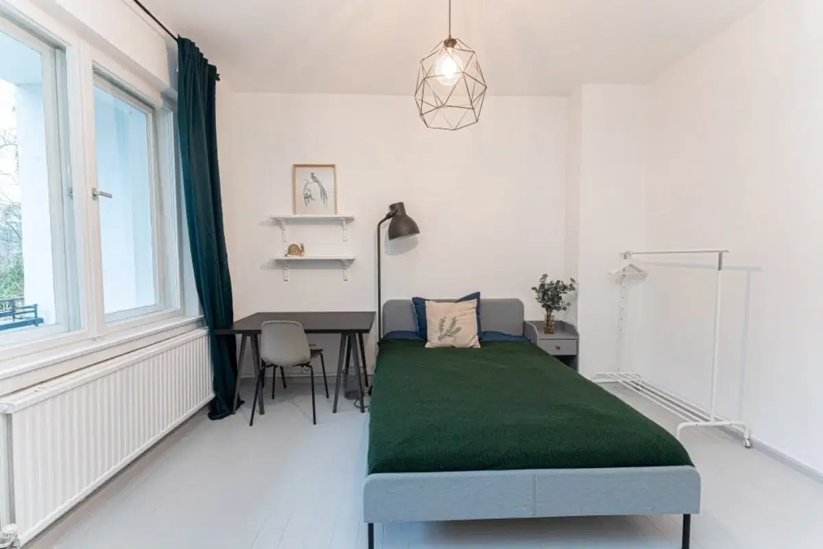 RM Lauterberger Straße 43, Berlin – Room In 3 Bed 1 Bath (#L43.02.3.)