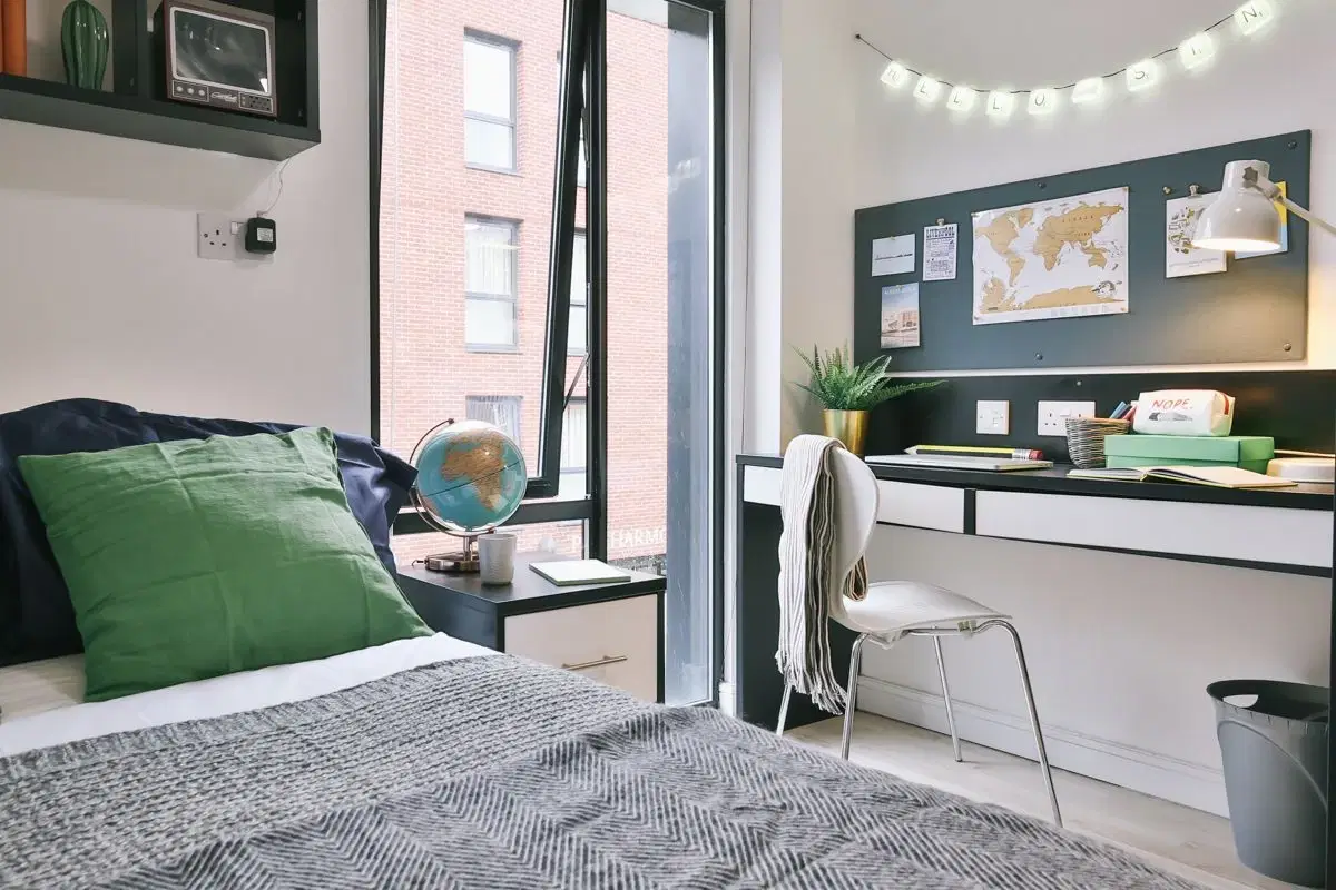 Maple House, Liverpool – Classic 3 Bed Apartment