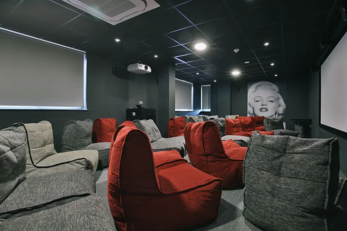 Europa House, Portsmouth – Amenities