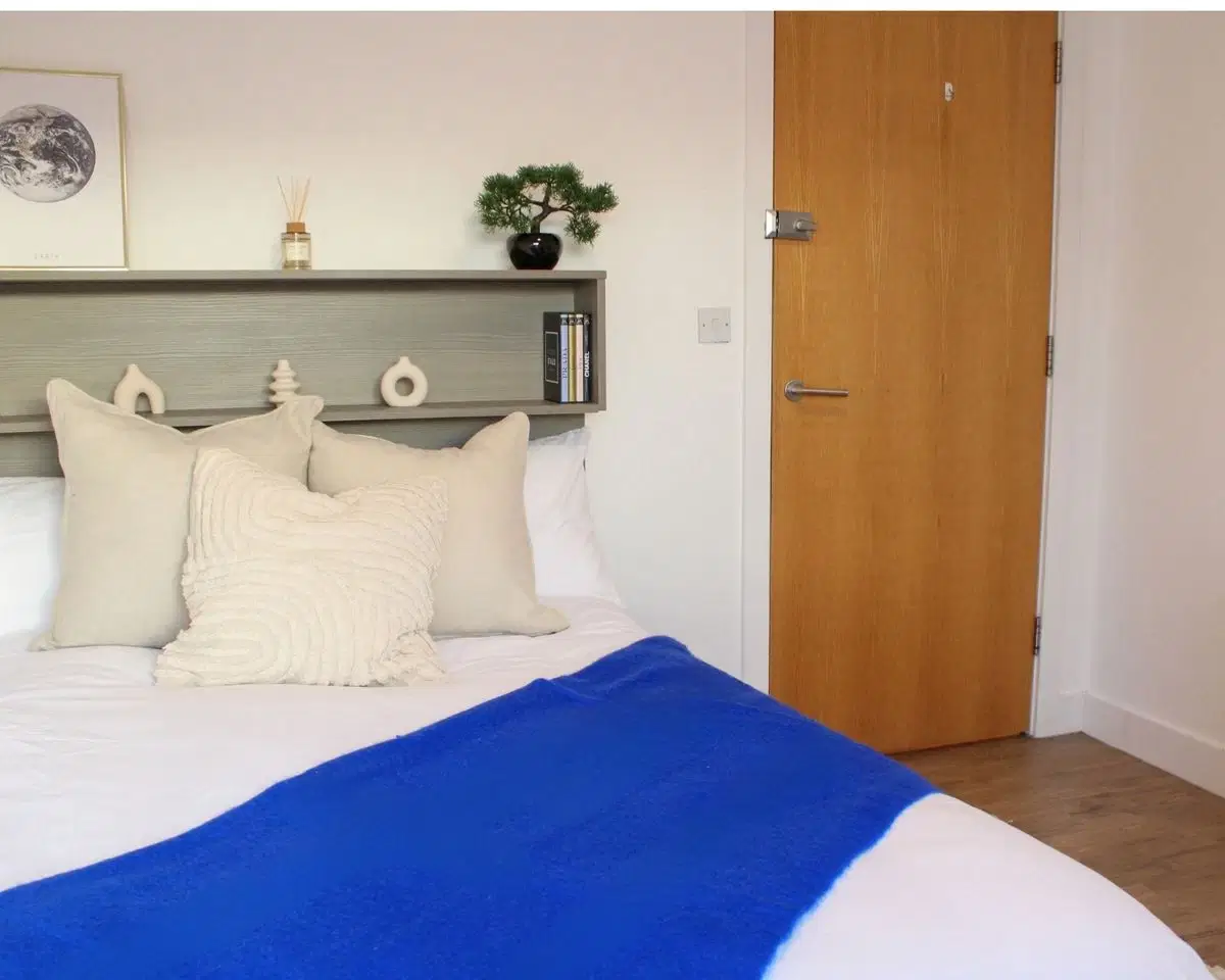 Victoria Point, Manchester – Classic-Shared Apartment