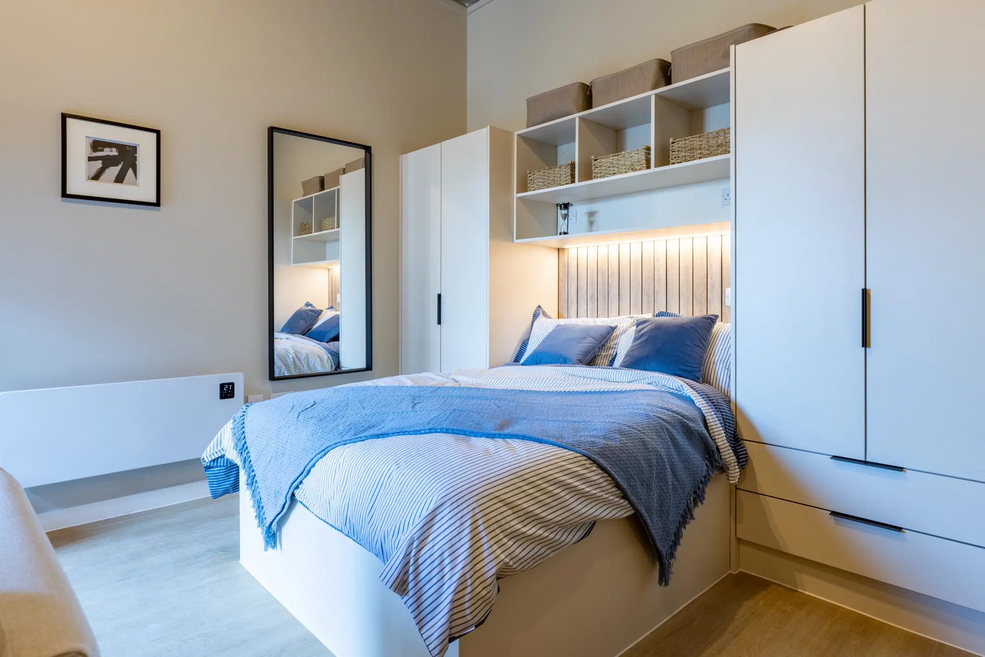 Fitz & Knox, Cardiff – Roomy Studio Apartment