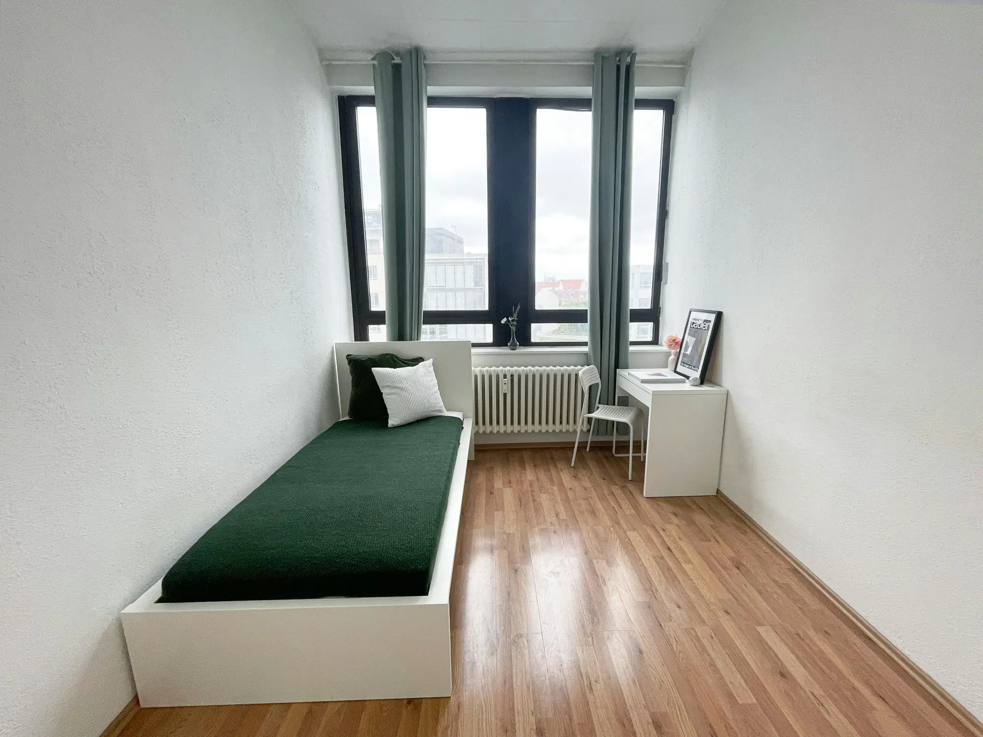 RM Bismarckstraße 106, Berlin – Room In 3 Bed 1 Bath (#63.2.106.)