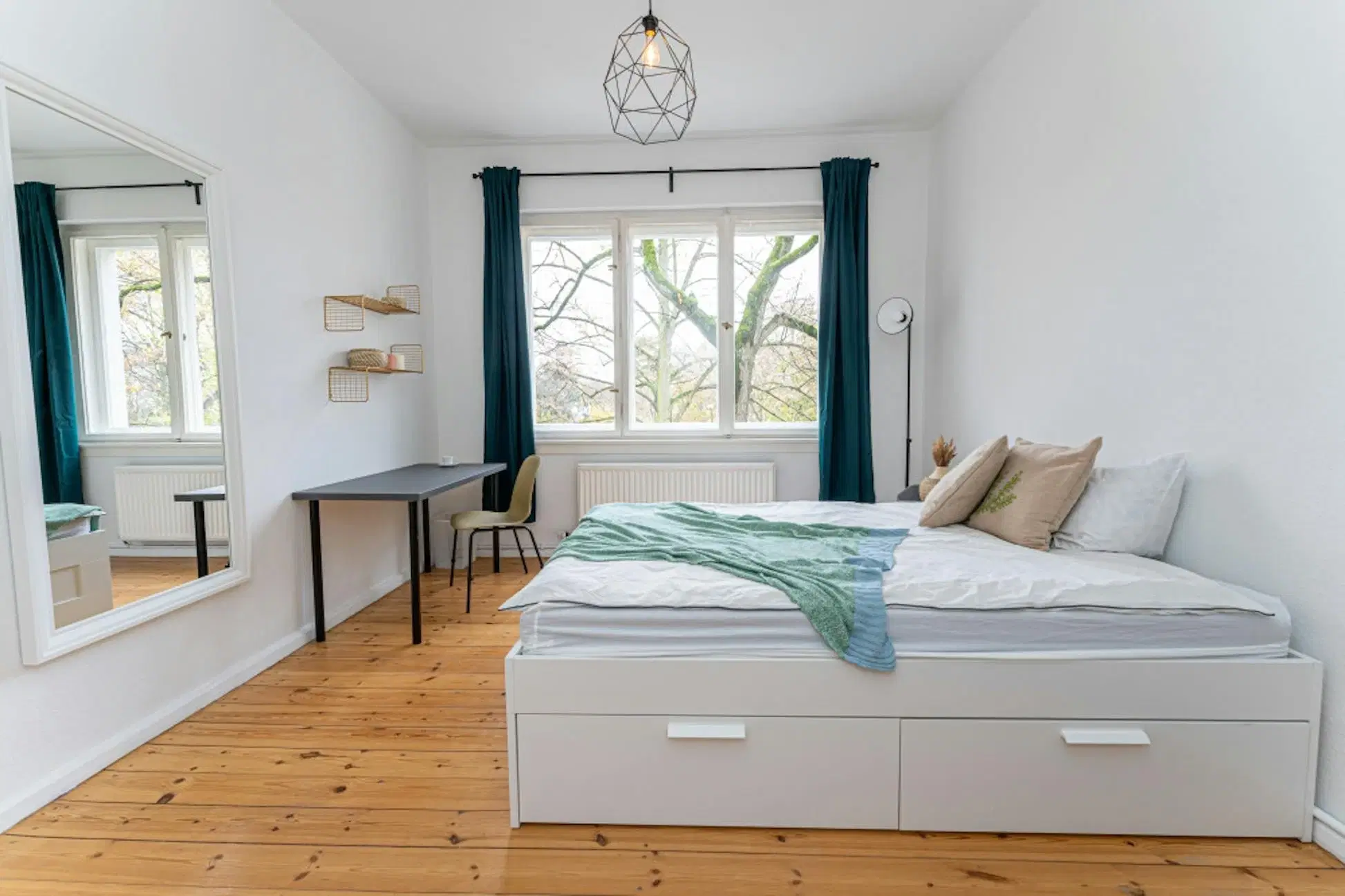 RM Friedrichsbrunner Straße 44, Berlin – Room In a 2 Bed 1 Bath (#F44.11.1.)