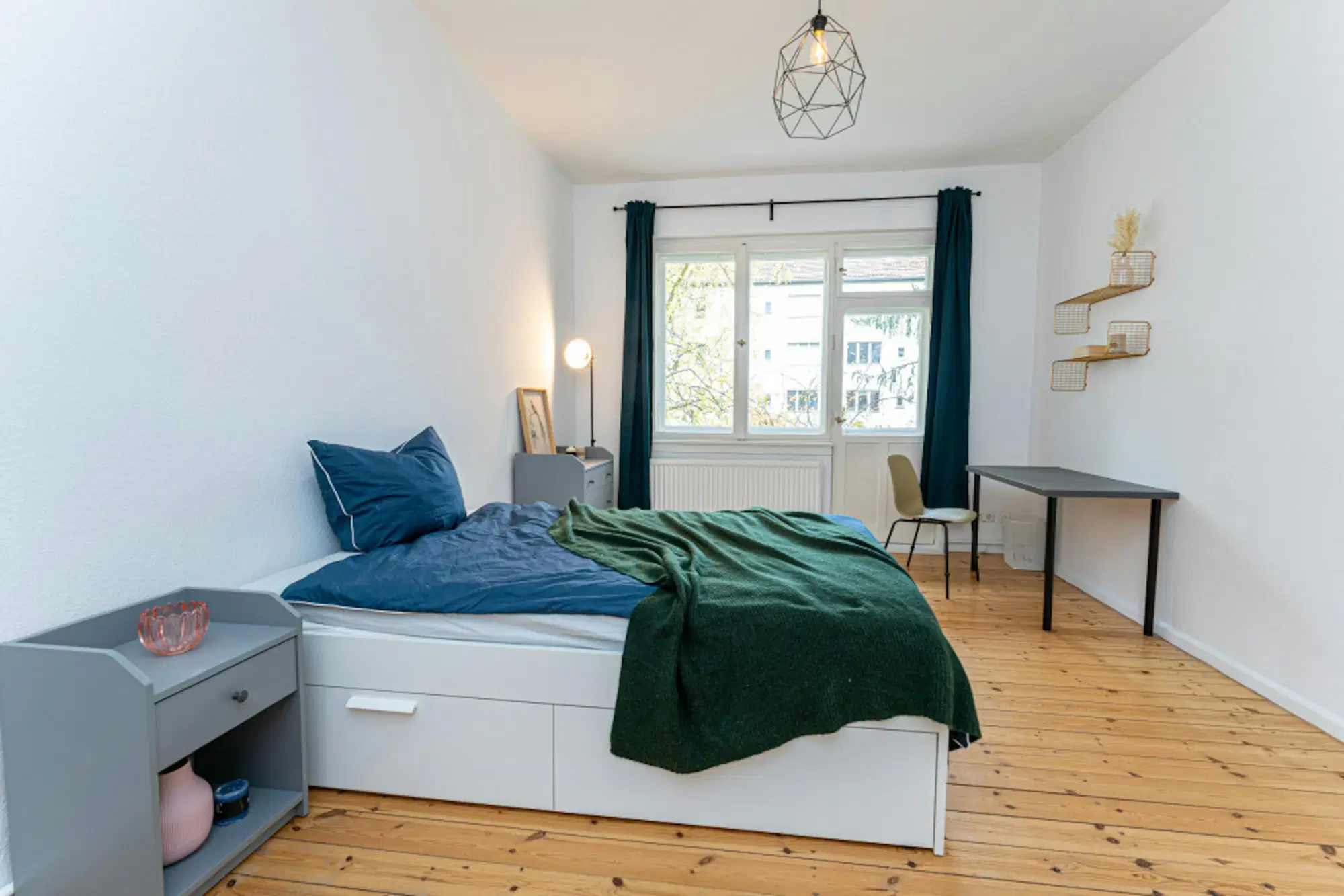 RM Friedrichsbrunner Straße 44, Berlin – Room In a 2 Bed 1 Bath (#F44.11.2.)