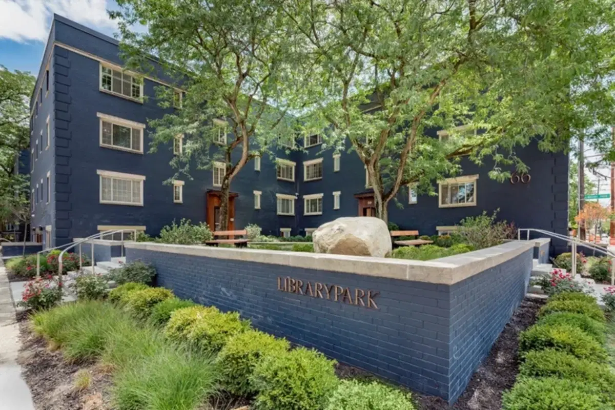 Library Park I, Columbus – Exterior