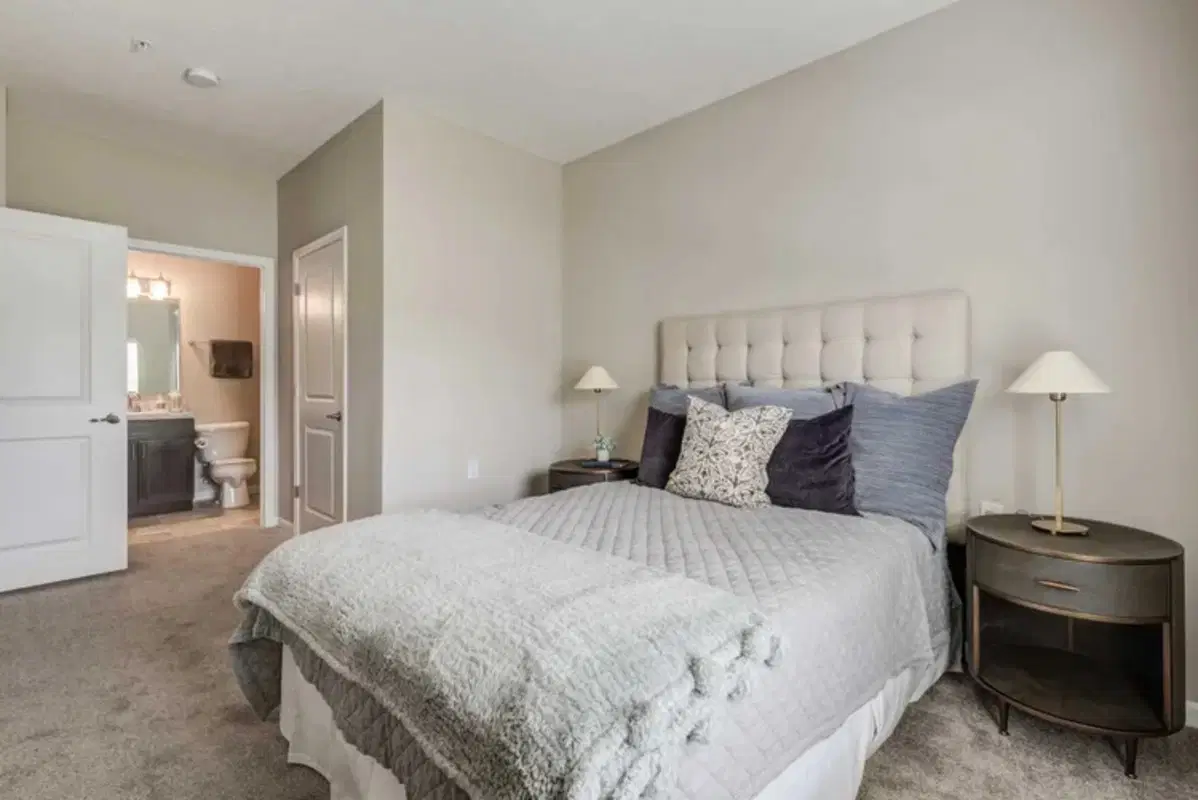 The Stratton, Columbus – Bedroom