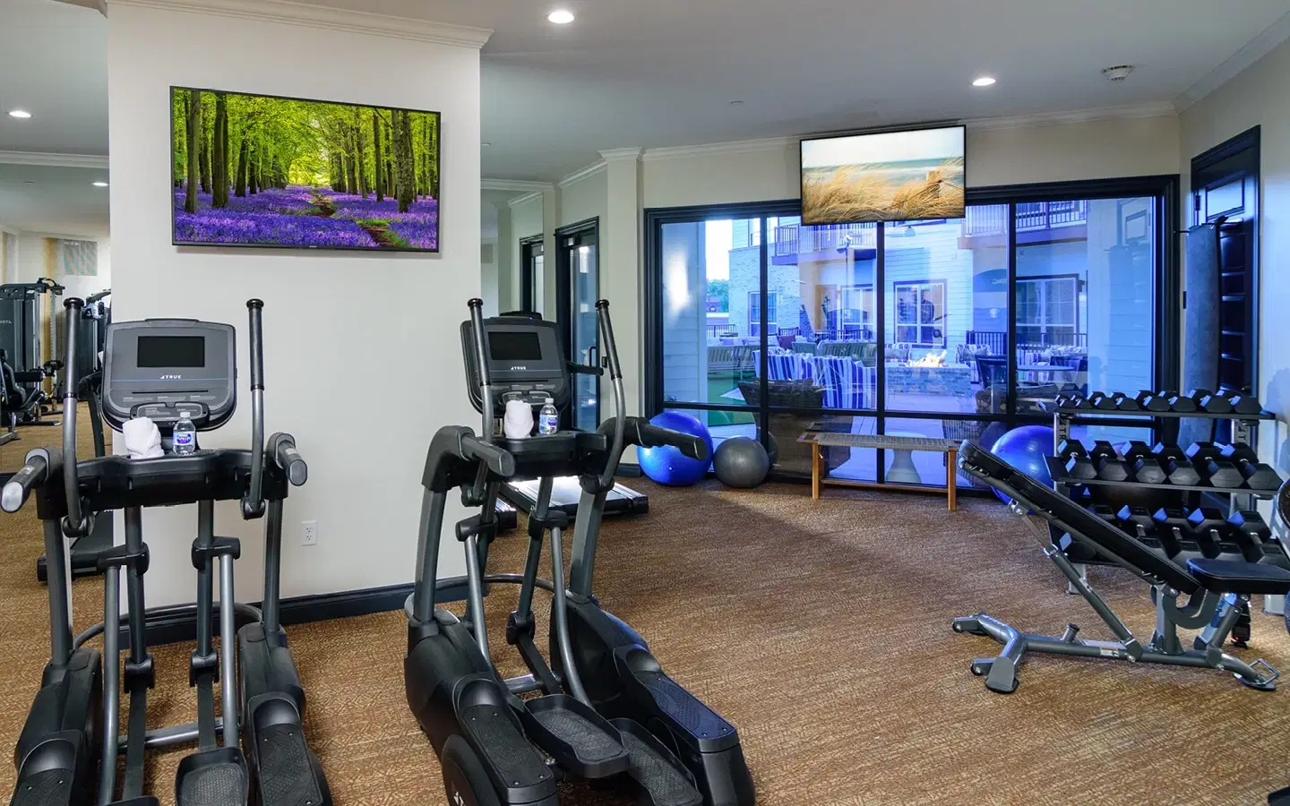 The Essex, Columbus – Amenities