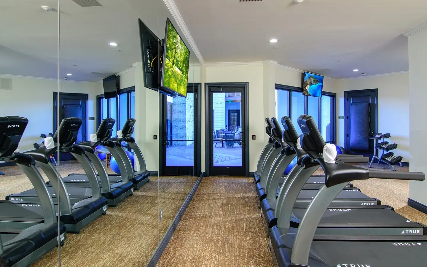 The Essex, Columbus – Amenities