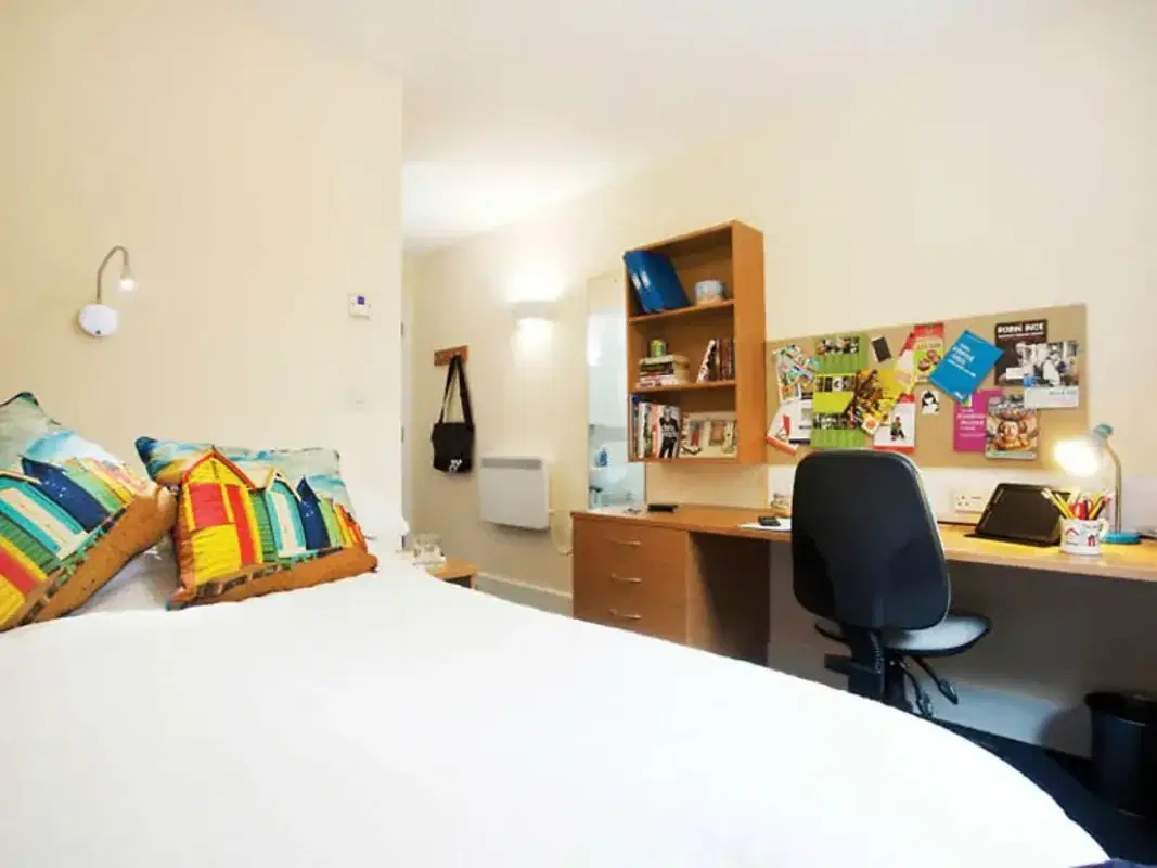 The Sidings, Penryn – 7-Bed Cluster Standard Ensuite