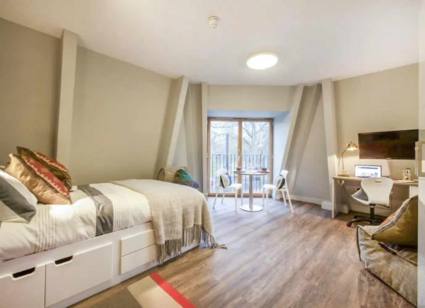 Halsmere Studios, London – Diamond Studio