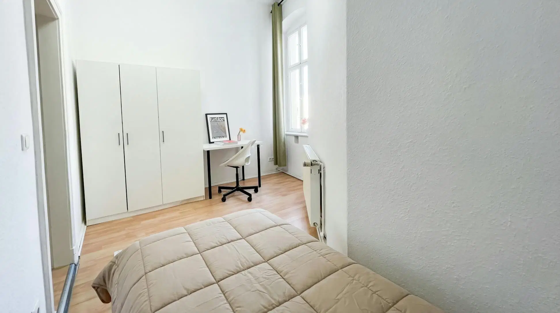 RM Bochumer Straße 1A, Berlin – Room in a 6 Bed 1 Bath (#42.3.)