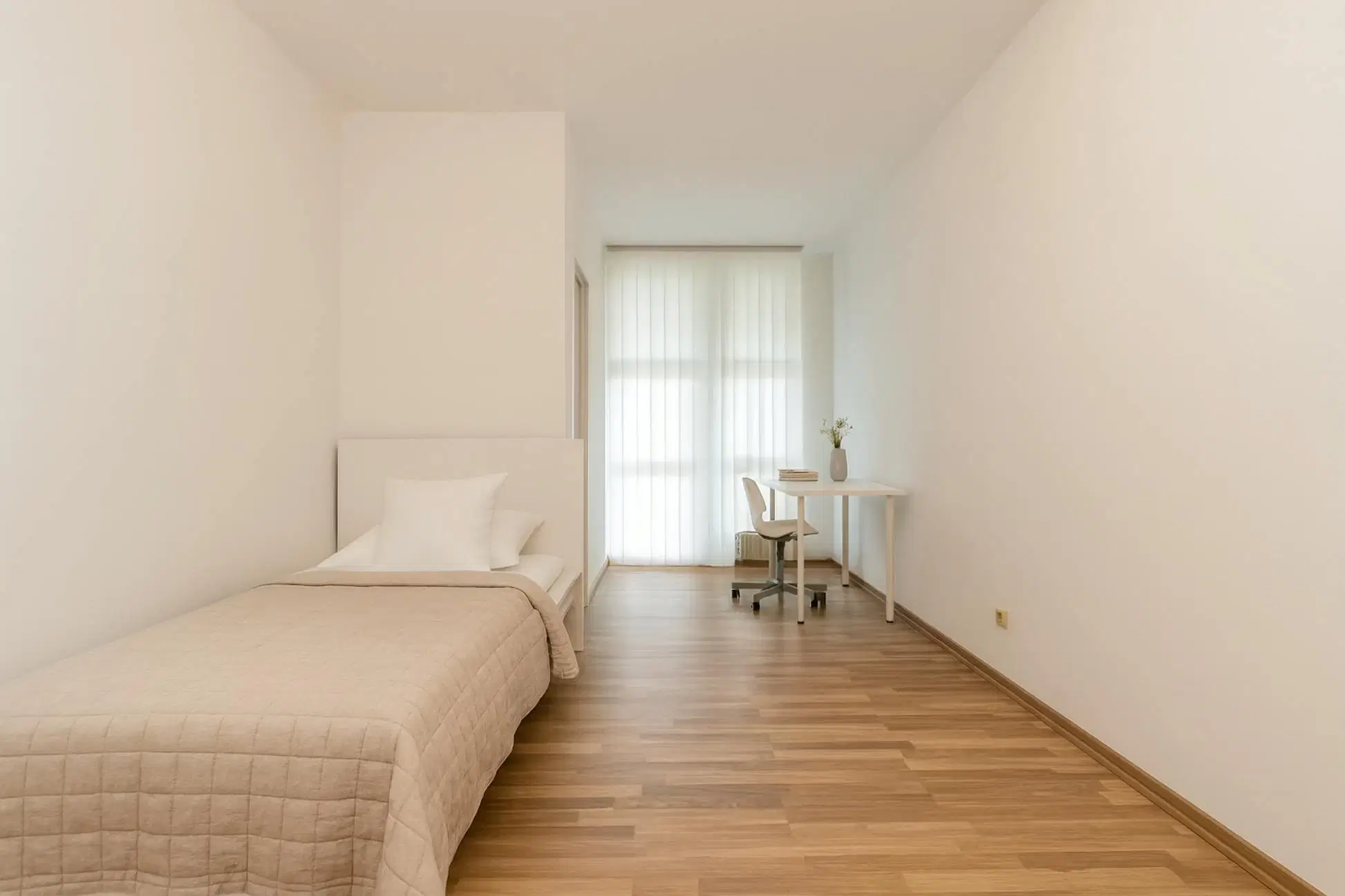 RM Charlottenstraße 97b, Berlin – Room in a 3 Bed 1 Bath (#01.2.3.)