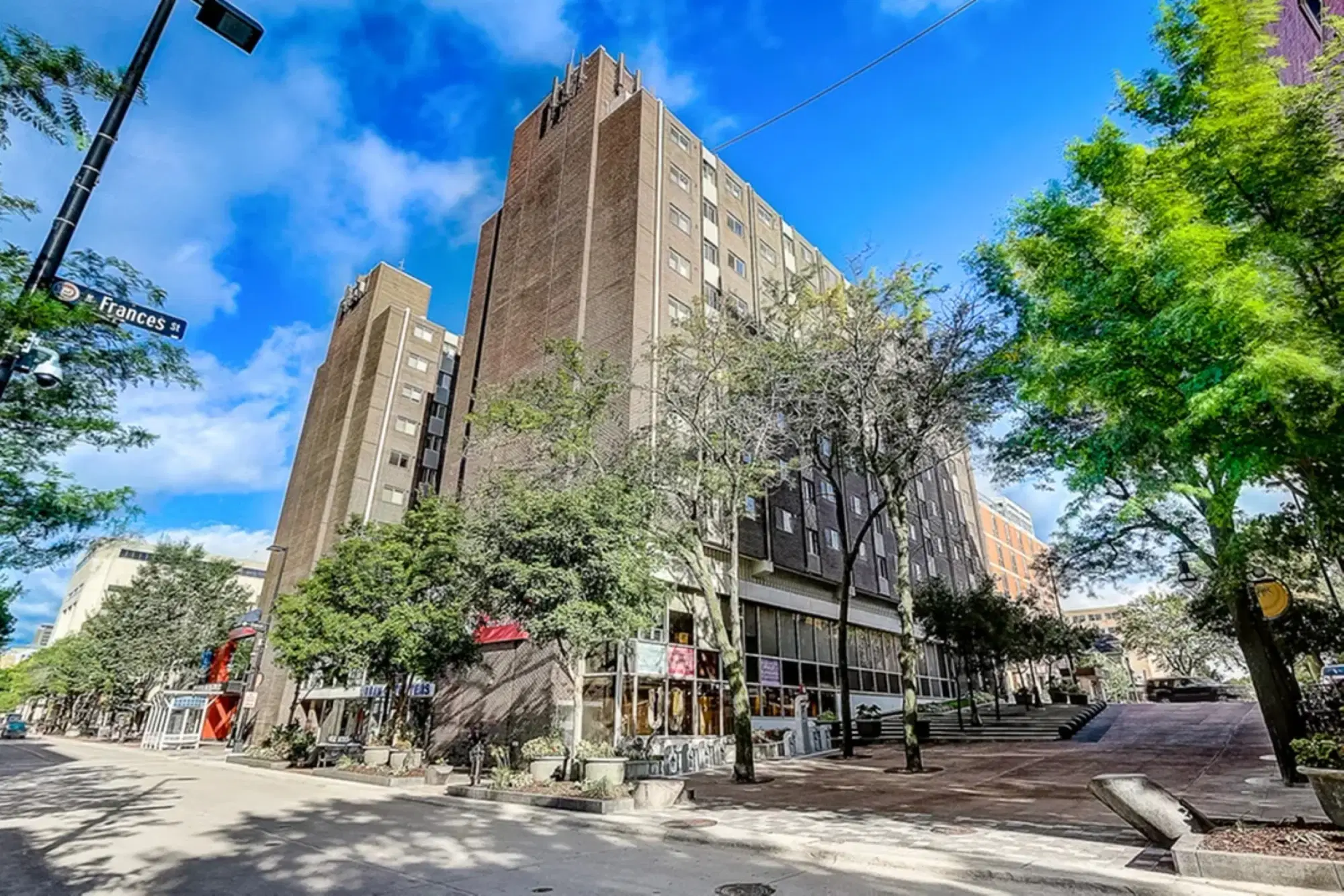 Towers on State, Madison – Exterior