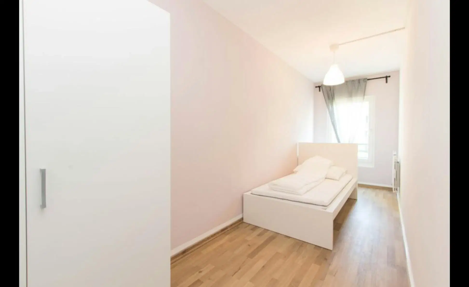 RM Charlottenstraße 97b, Berlin – Room in a 3 Bed 1 Bath (#02.2.1.)