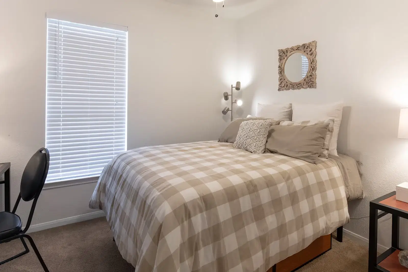 Flatts at South Campus, Oxford – Bedroom