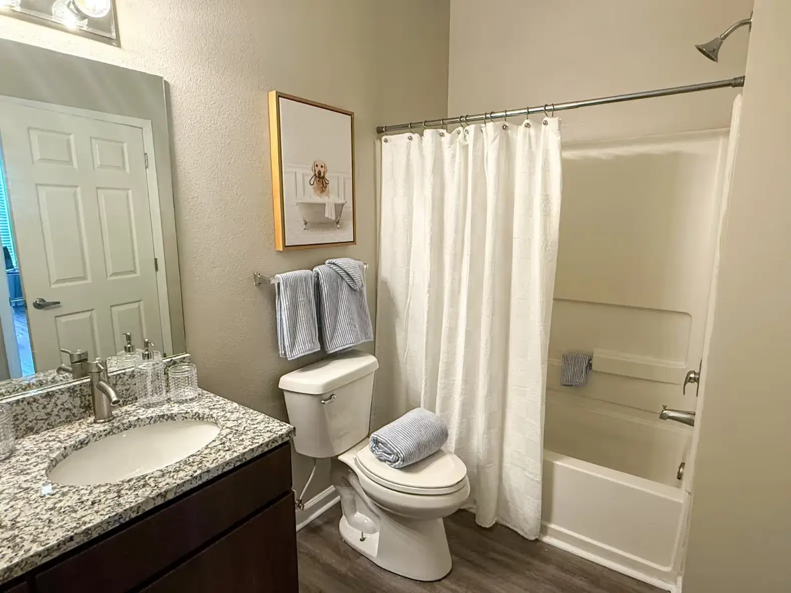 Rev on Anderson, Oxford – Bathroom
