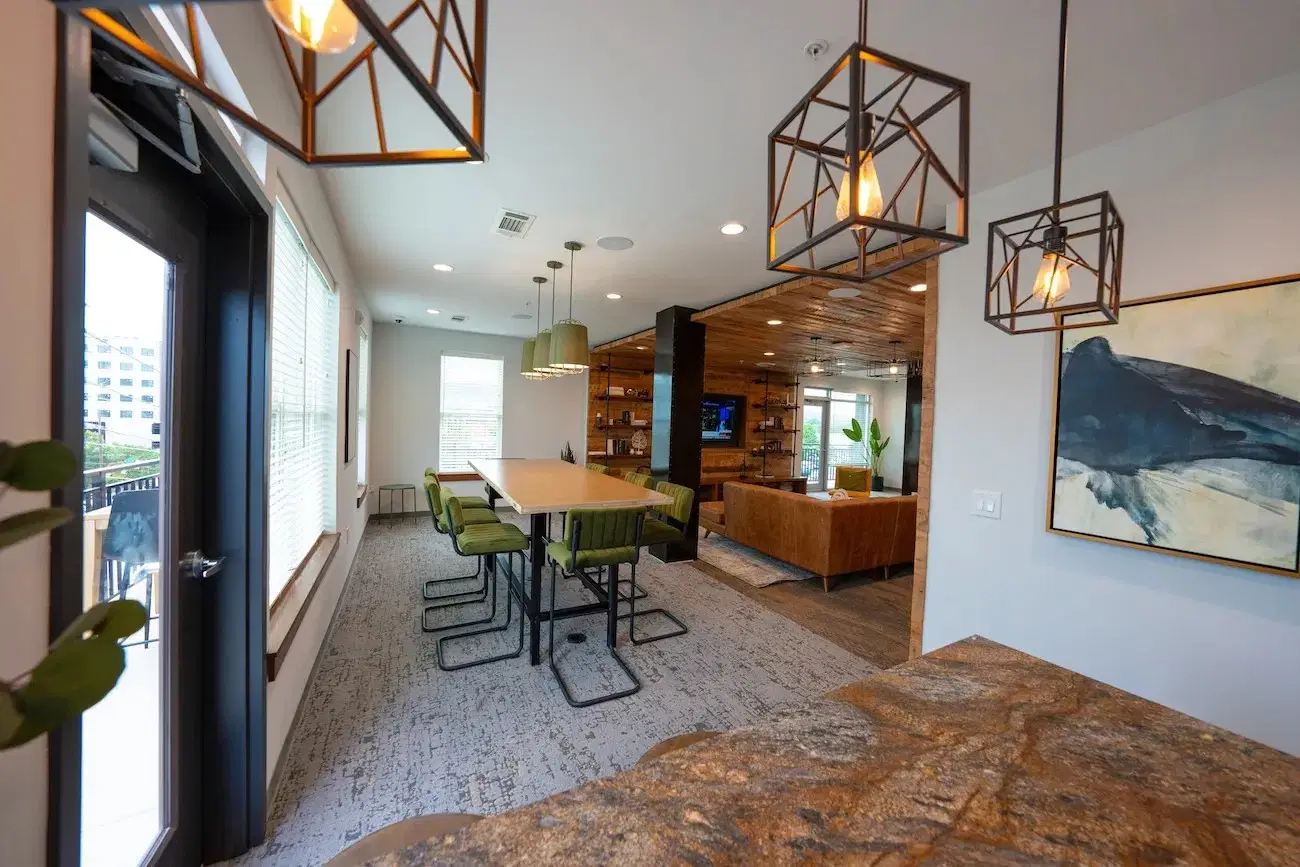 The Marshall on 3rd, Birmingham – Amenities