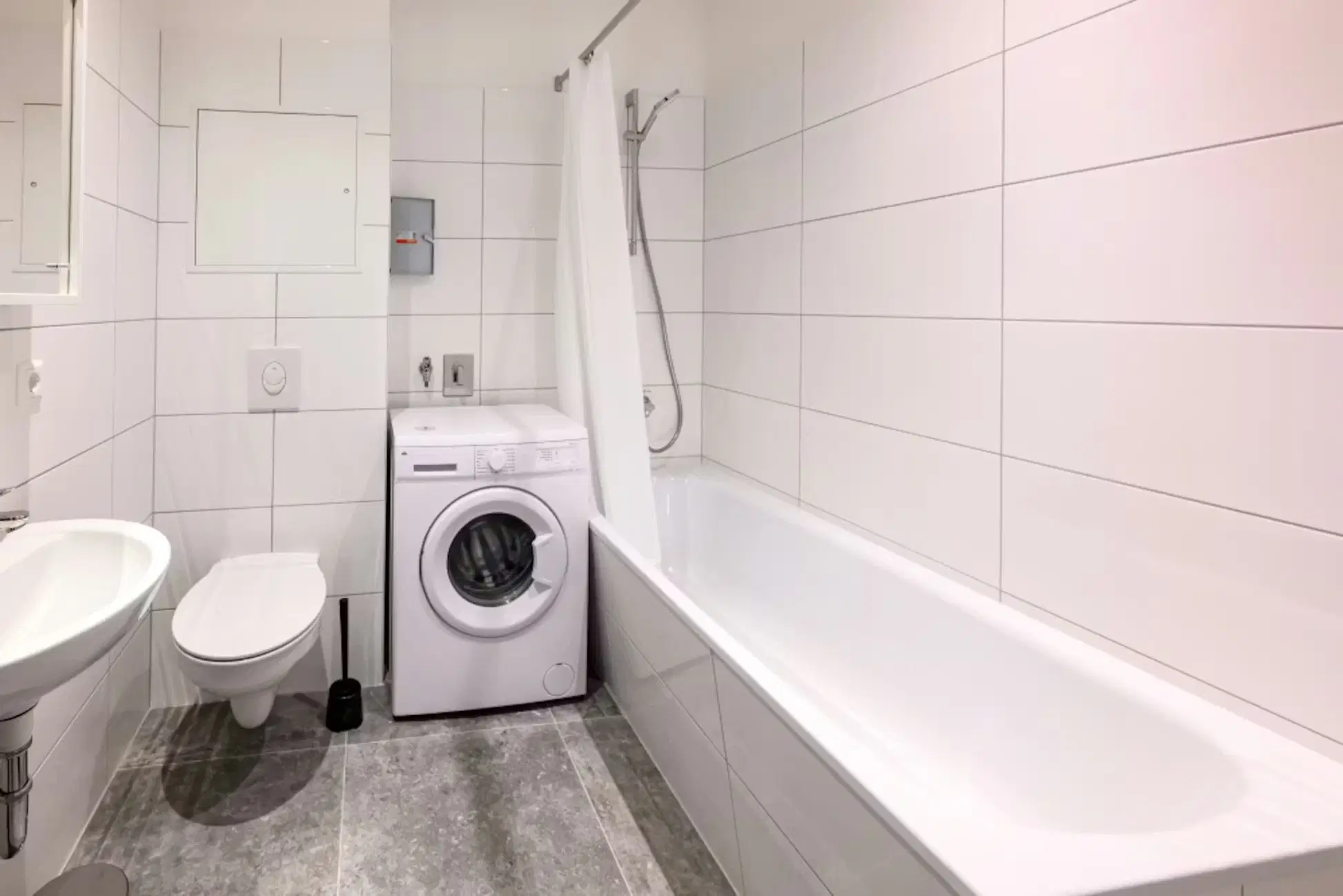 RM Buckower Damm 227, Berlin – Amenities
