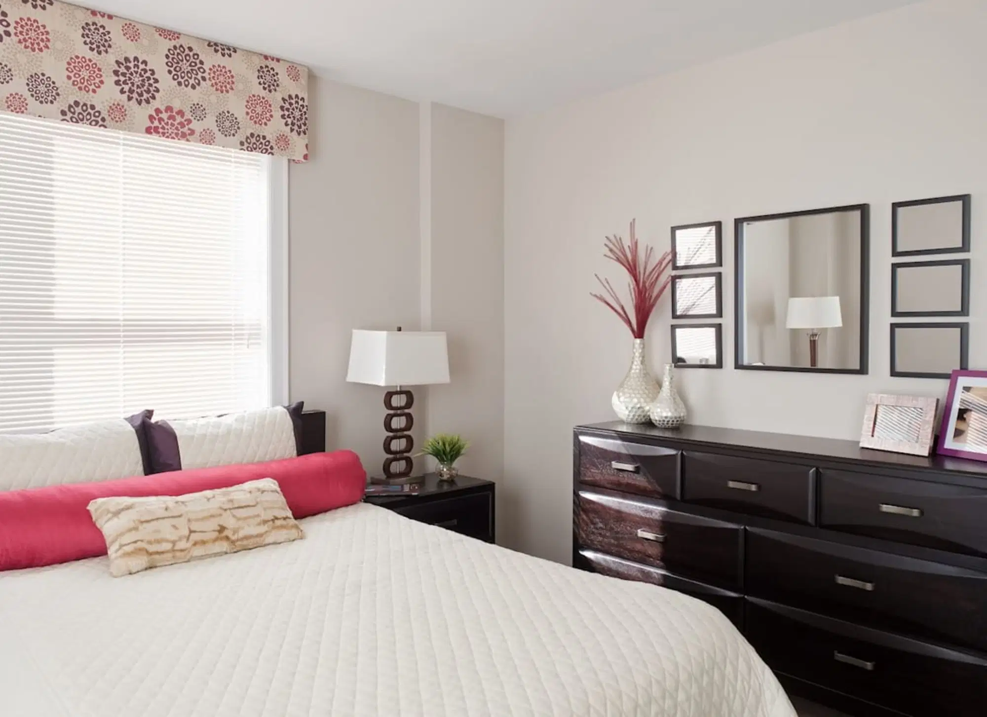 The Brownhardt, Kansas City – Studio