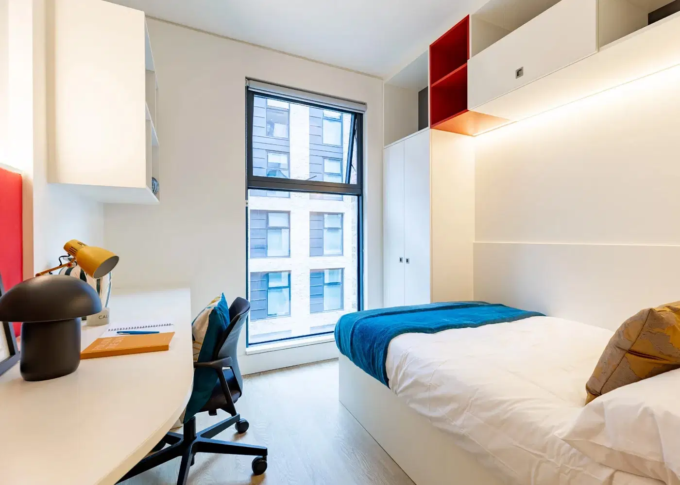 LST Spring Mews, London – Classic Ensuite Upper Level