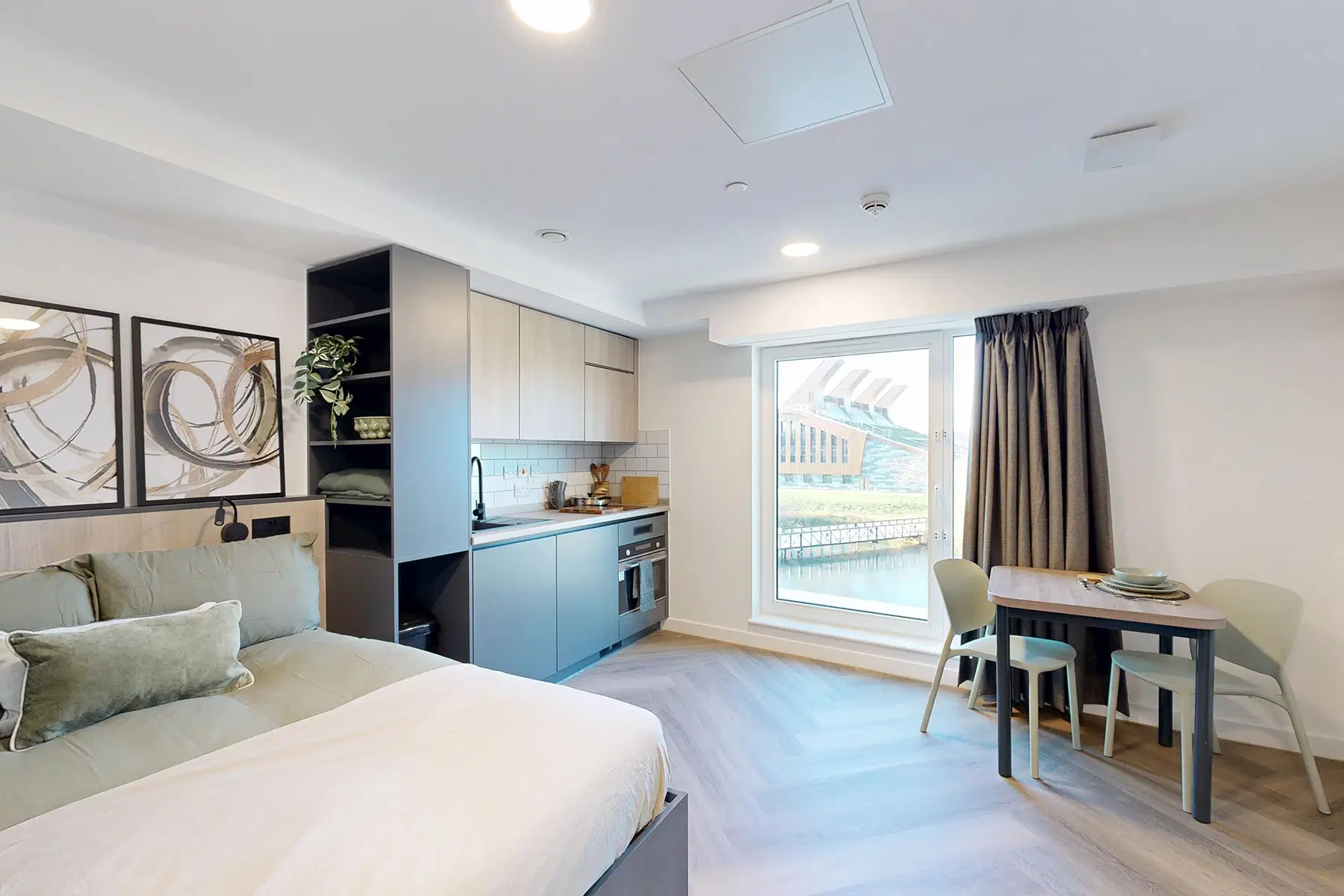 Bridgeside, Nottingham – Premium Studio