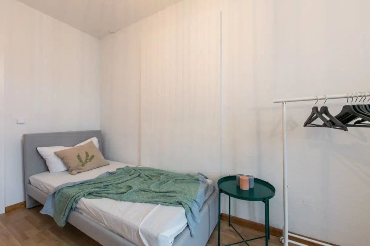 RM GreifswalderStraße 227, Berlin – Room In a 5 Bed 1 Bath (#GRW51.3.)