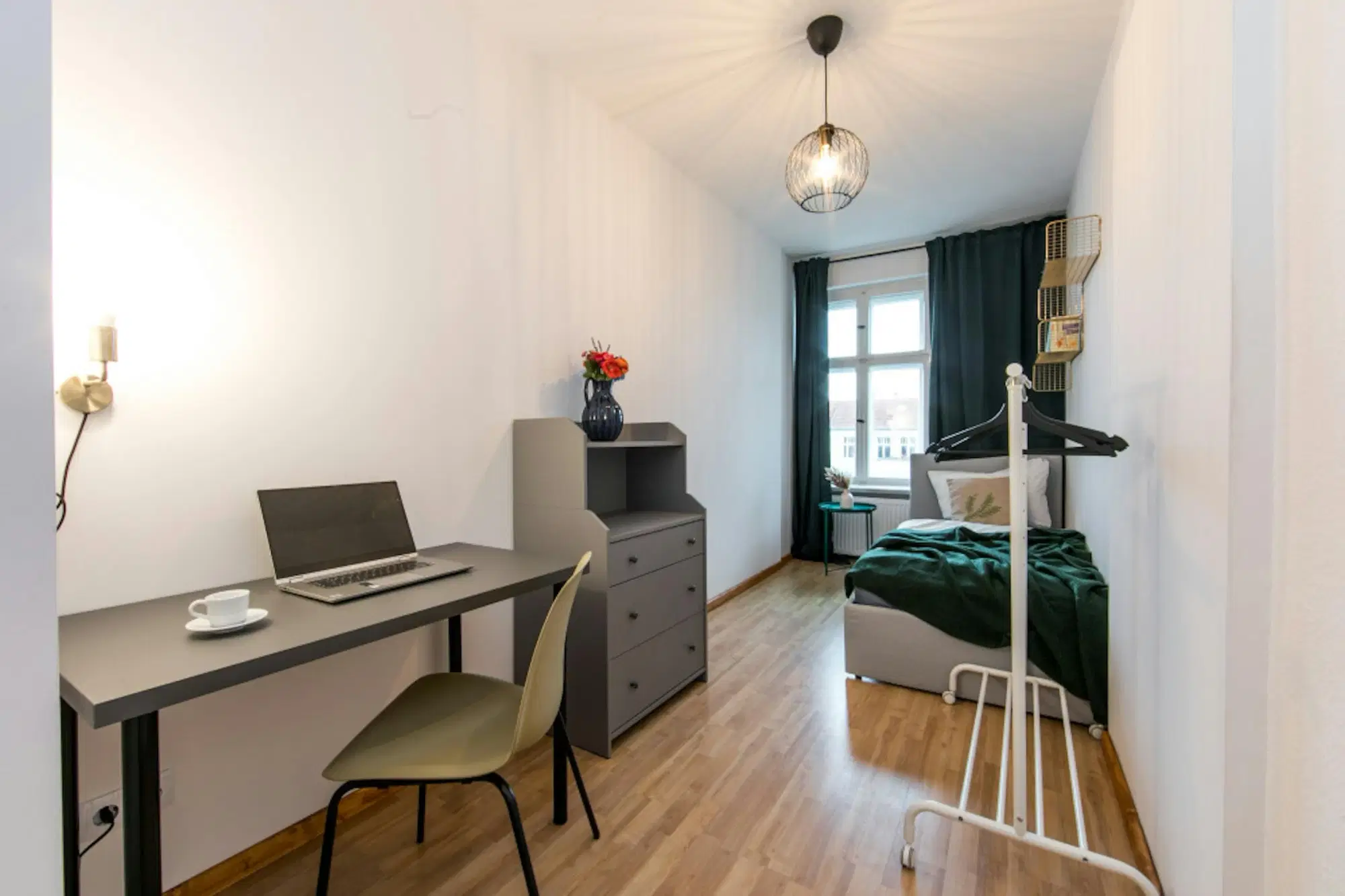 RM GreifswalderStraße 227, Berlin – Room In a 5 Bed 1 Bath (#GRW51.4.)